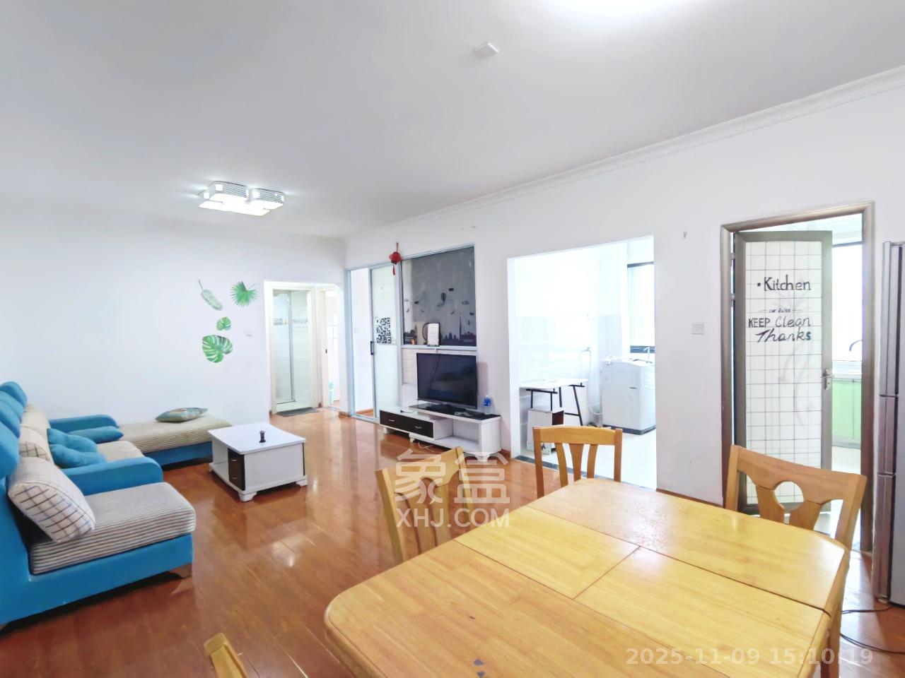 和庄  3室1厅1卫    2200.0元/月