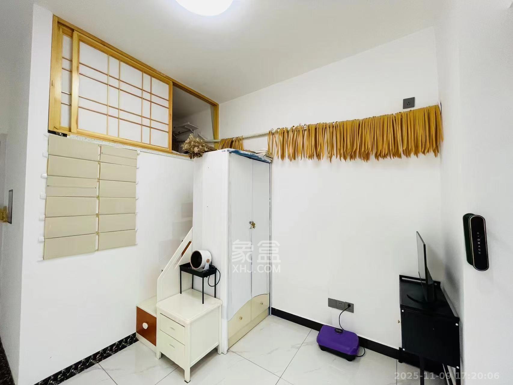 新力铂园（江山云著）  1室1厅1卫    1600.0元/月室内图