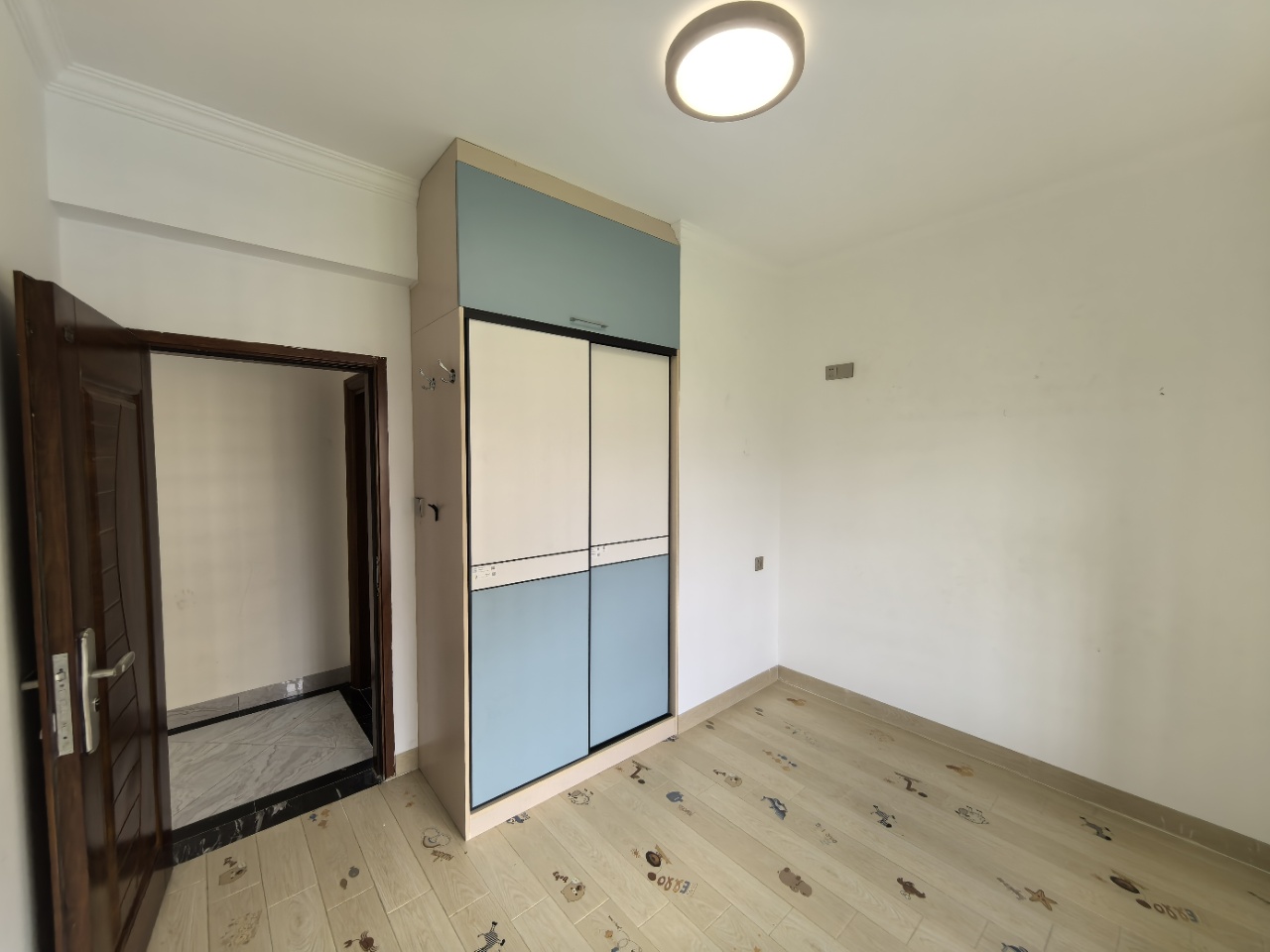 乾坤吉祥花园  3室1厅1卫    132.0万室内图