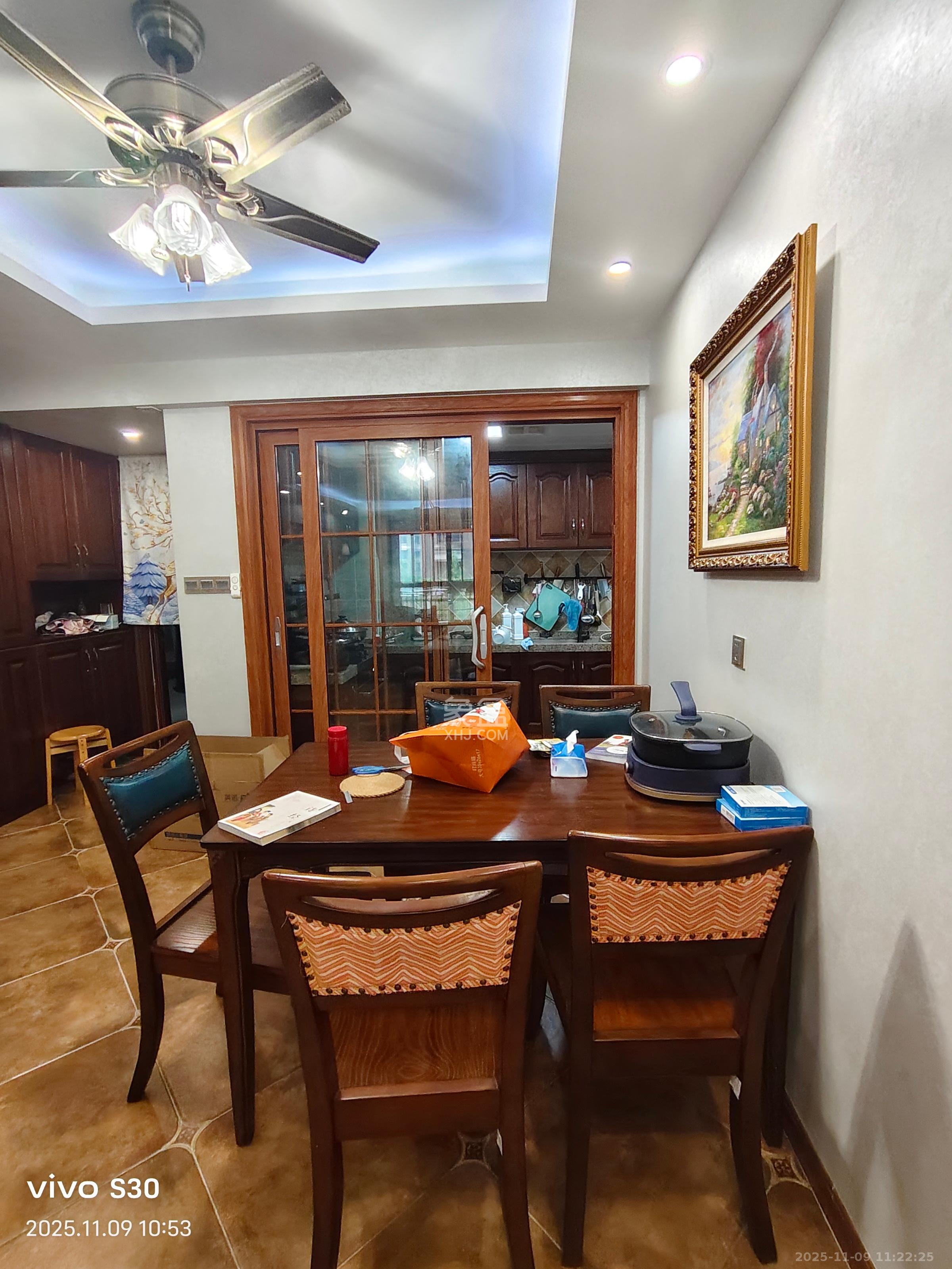 华润凤凰城一期 3室2厅2卫 2800.0元/月 华润凤凰城一期 3室2厅2卫 2800.0元/月室内图