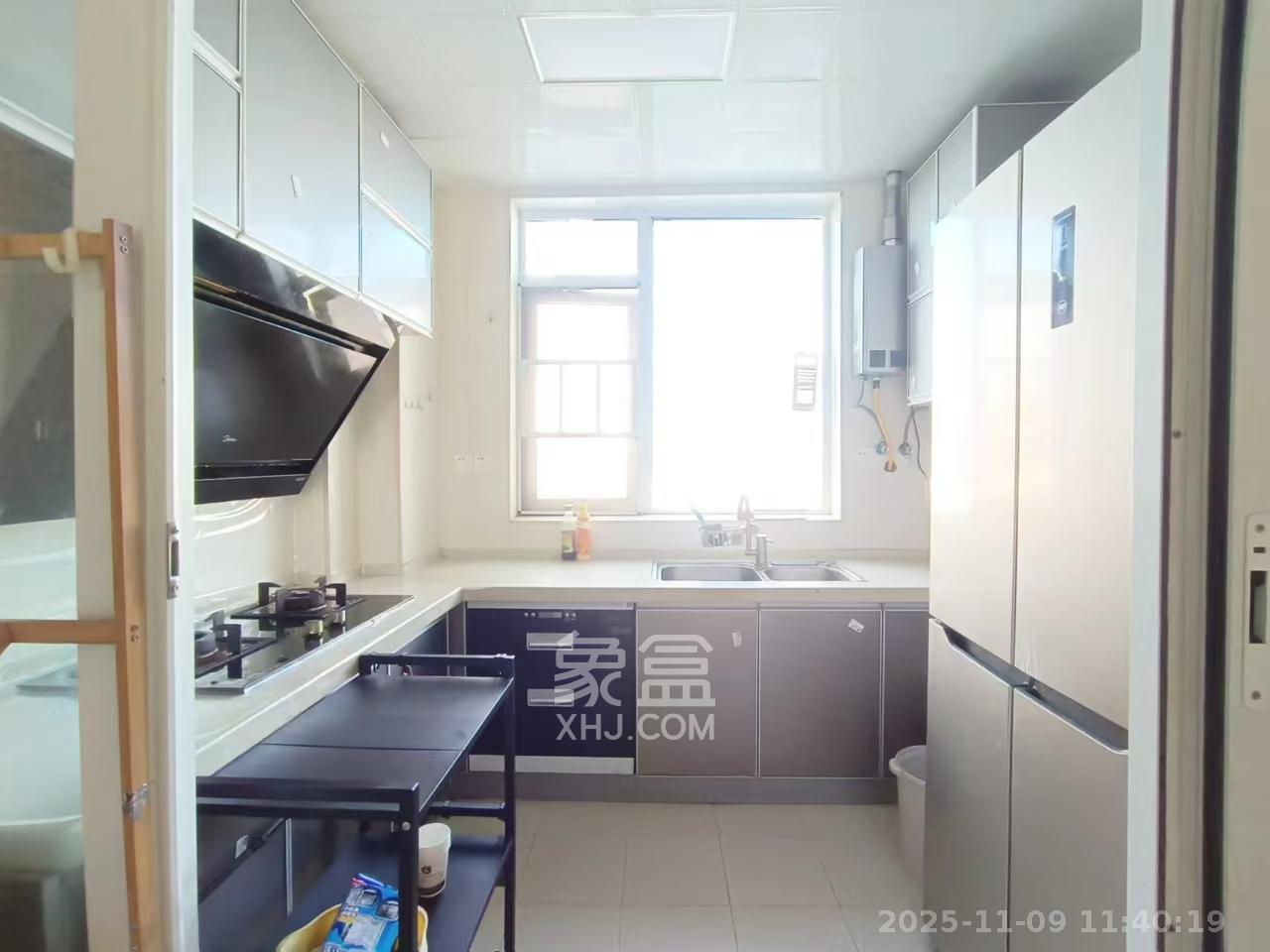 金鼎公园尚 3室2厅1卫 2200.0元/月 金鼎公园尚 3室2厅1卫 2200.0元/月室内图