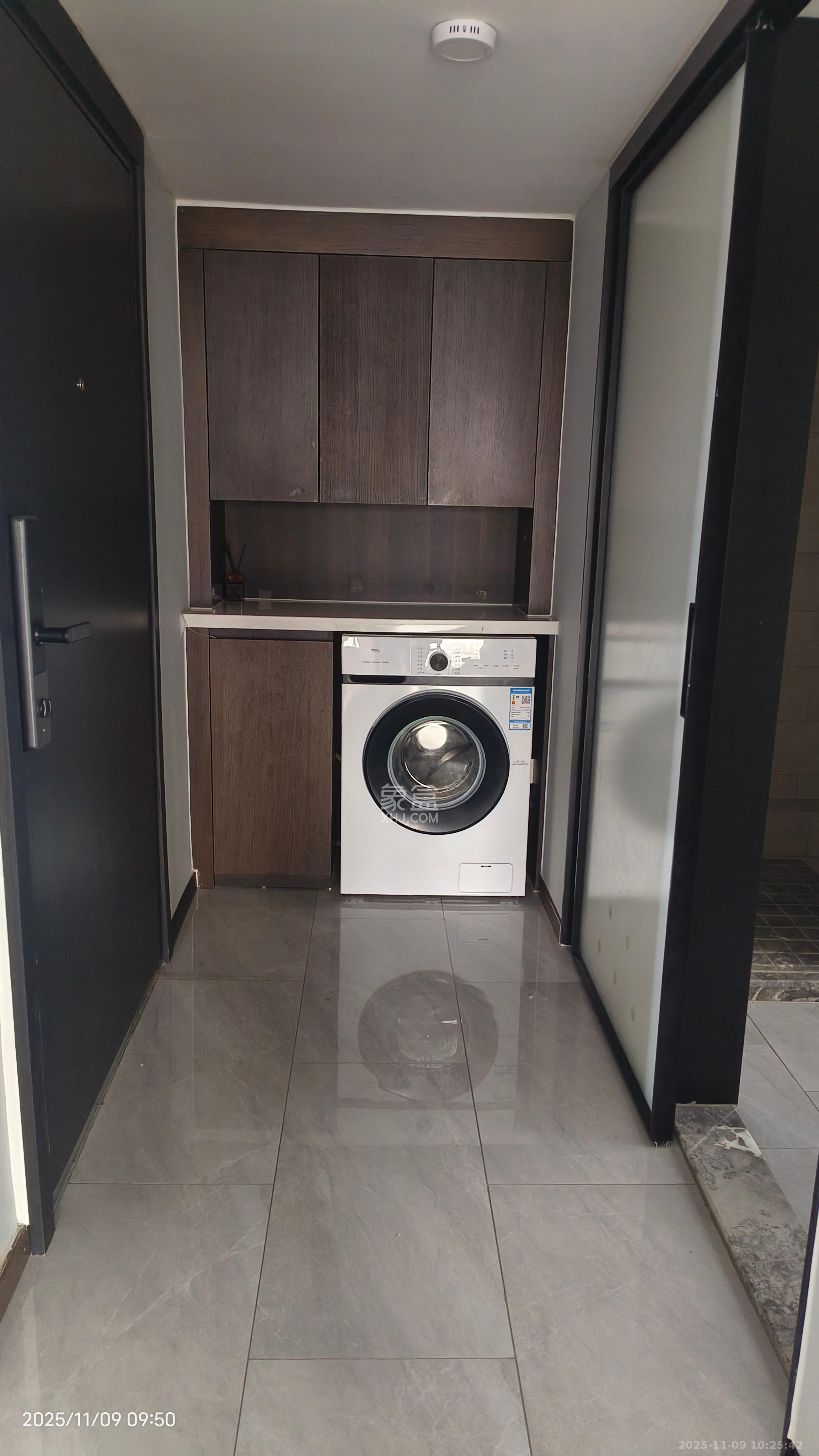 敬天广场  2室1厅2卫    4500.0元/月室内图