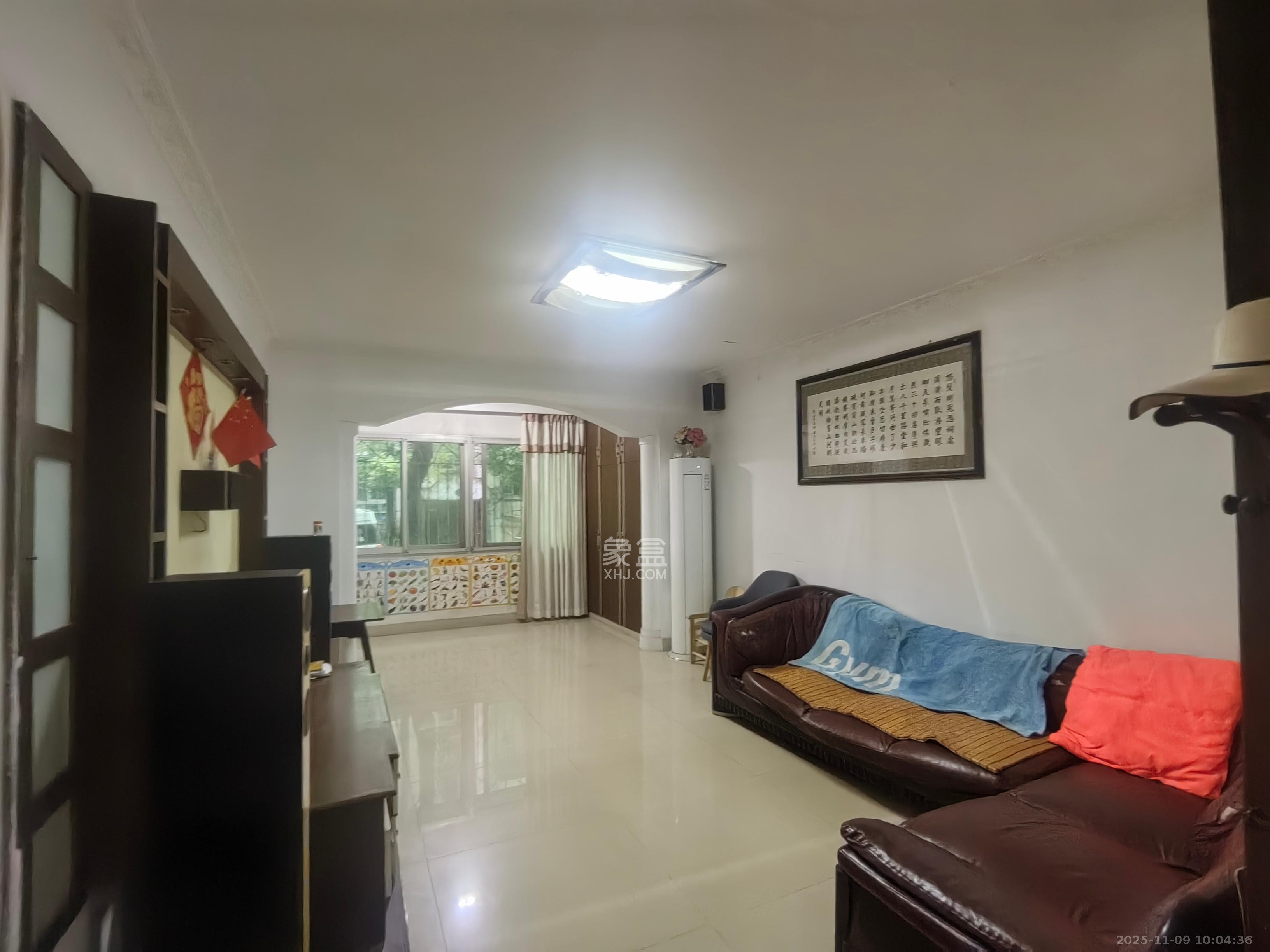 恒达花园  2室2厅3卫    1600.0元/月