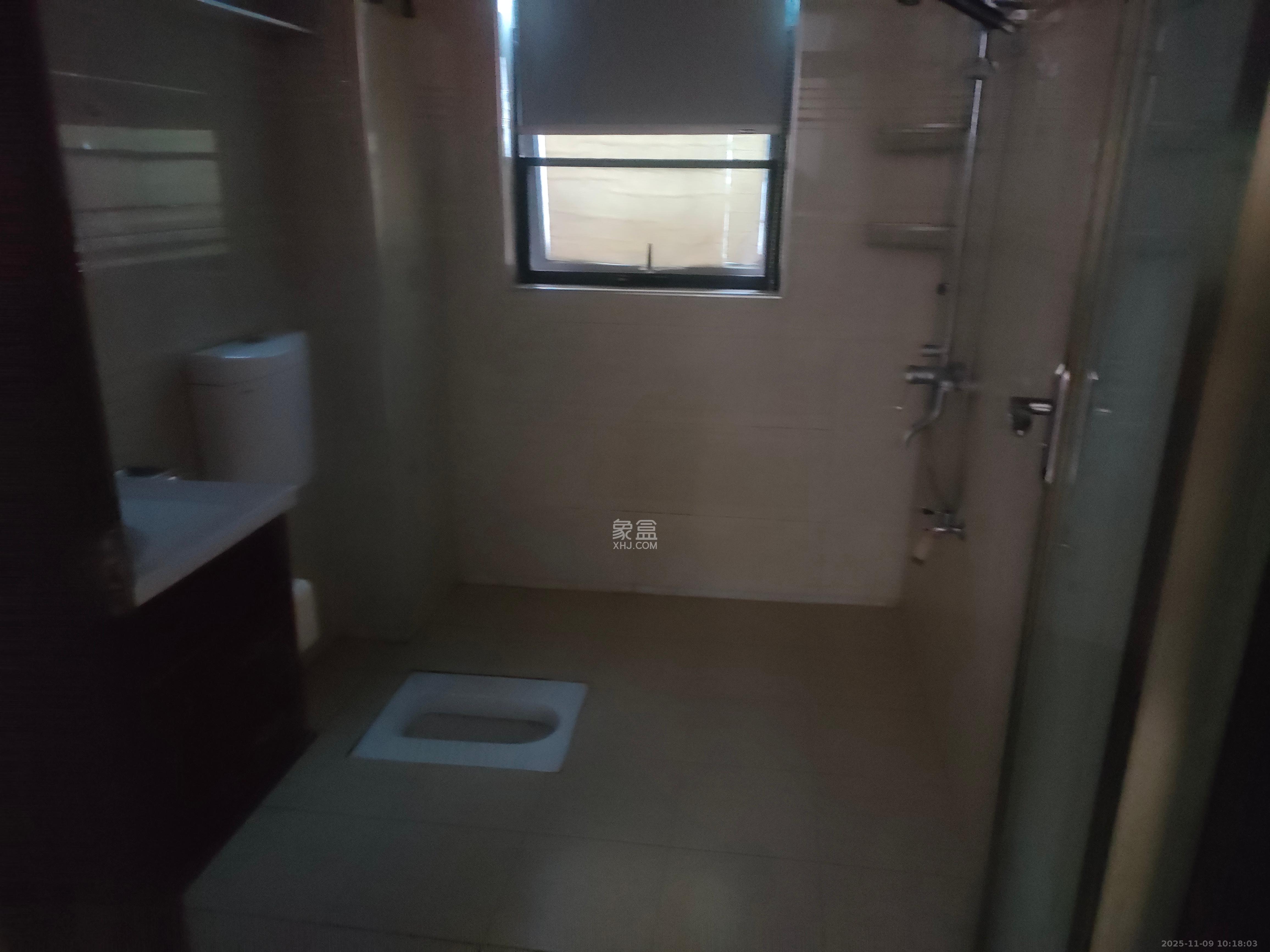 融圣国际  2室2厅1卫    2800.0元/月室内图