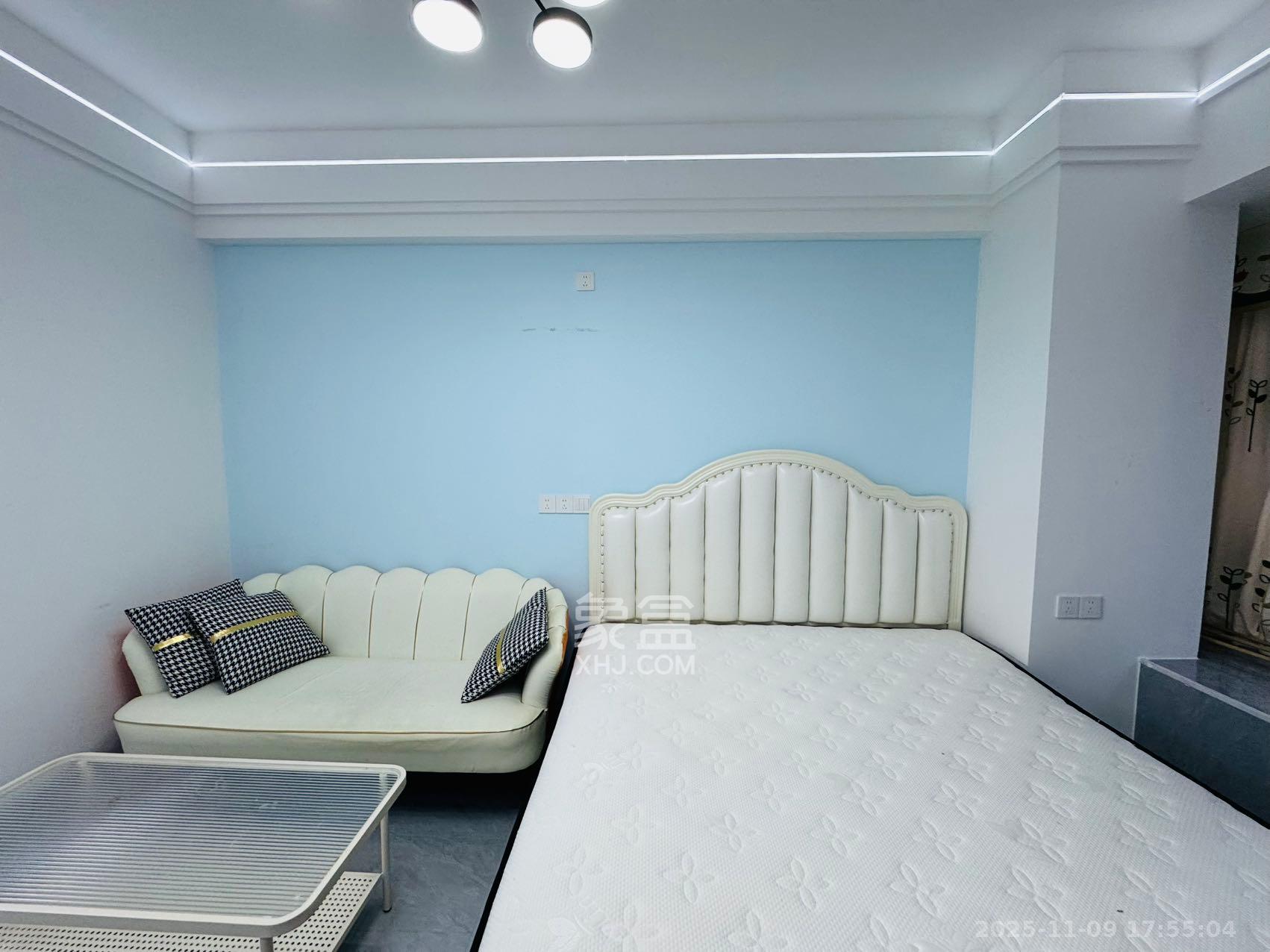 龙湖铂金岛 1室0厅1卫 1800.0元/月 龙湖铂金岛 1室0厅1卫 1800.0元/月室内图