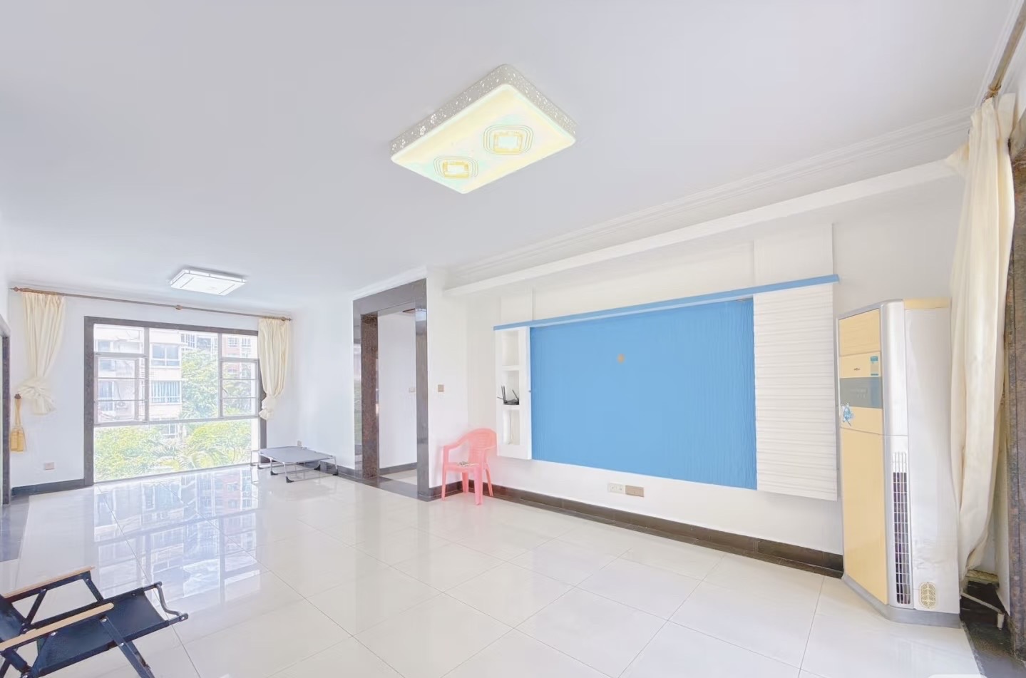 伊甸家园 4室2厅2卫 3600.0元/月 伊甸家园 4室2厅2卫 3600.0元/月室内图