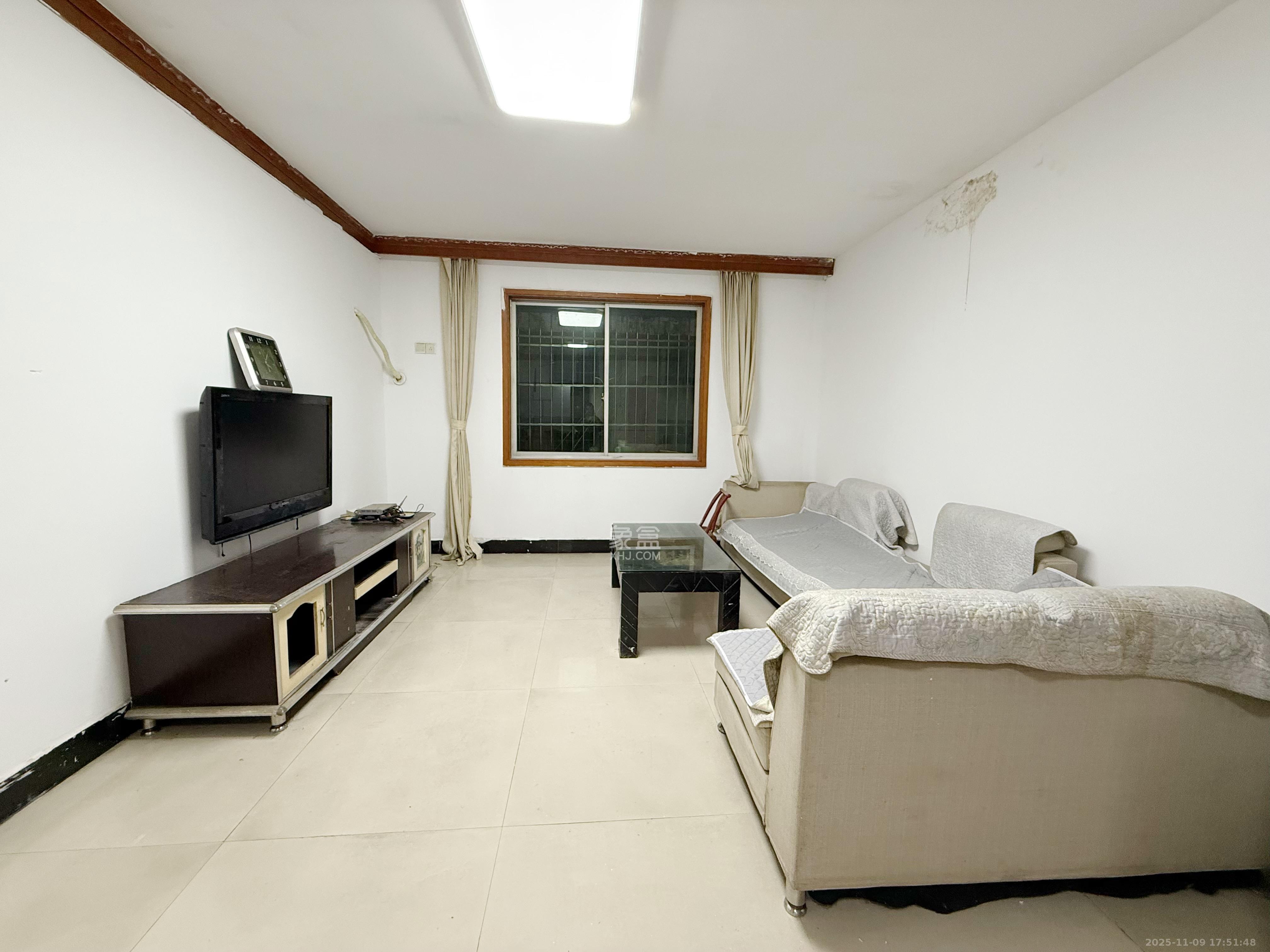 茶叶大市场“山水茗园”  3室2厅1卫    1000.0元/月