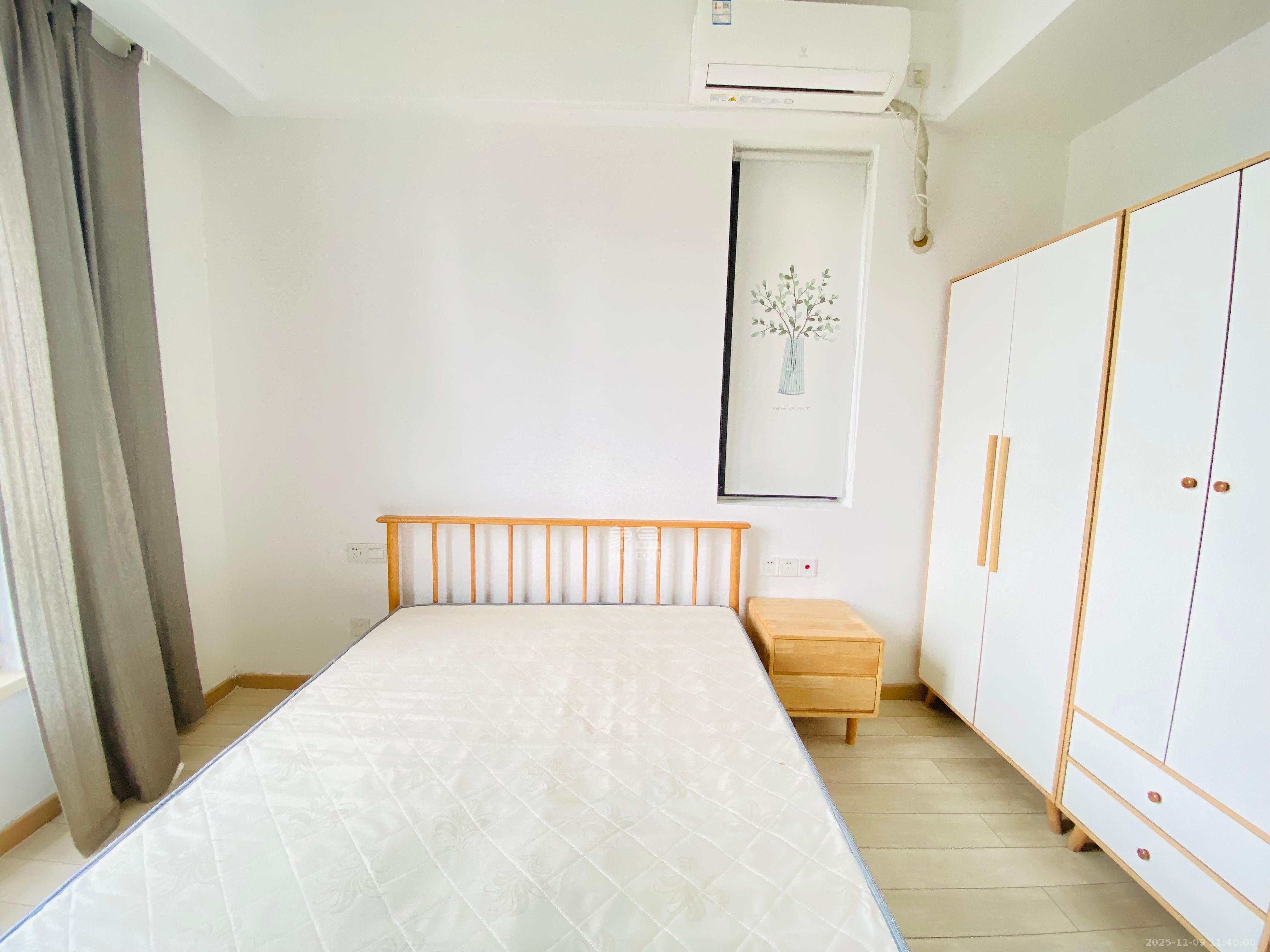 启迪协信中心 2室2厅1卫 2600.0元/月 启迪协信中心 2室2厅1卫 2600.0元/月室内图