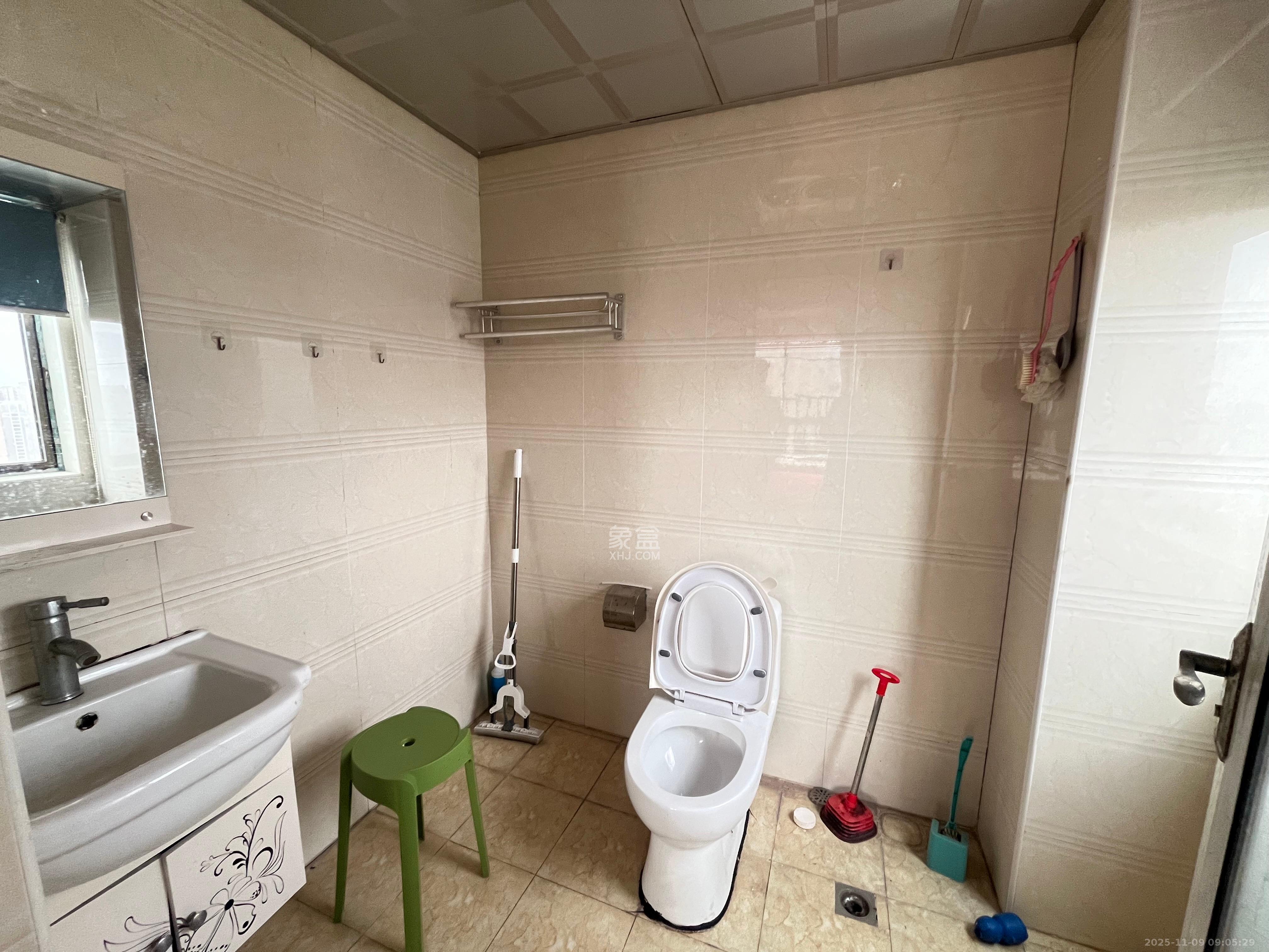 和泉嘉园  2室2厅1卫    1400.0元/月室内图