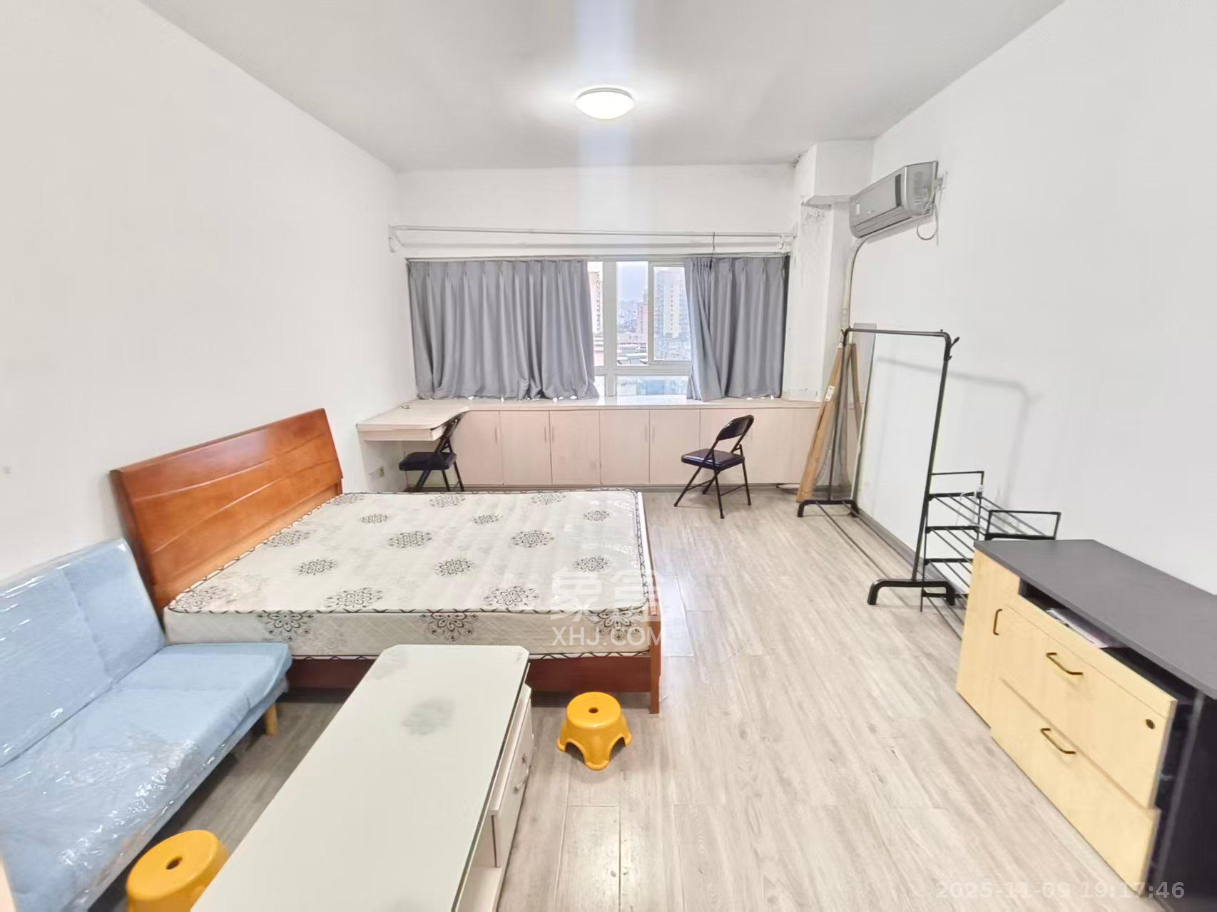 伍家岭生活广场  1室1厅1卫    1200.0元/月室内图