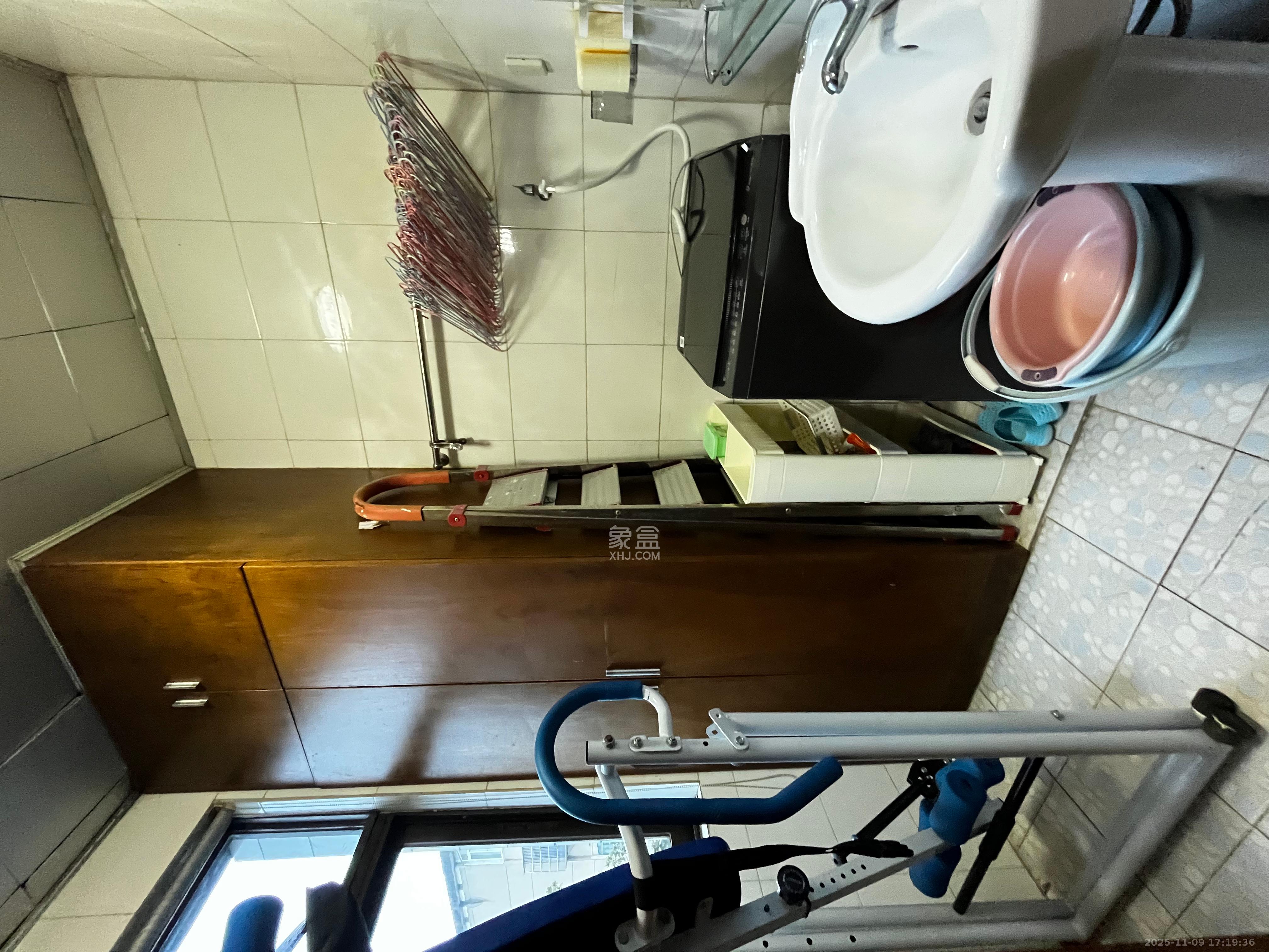 中建五局信和苑一区  3室2厅1卫    1800.0元/月室内图