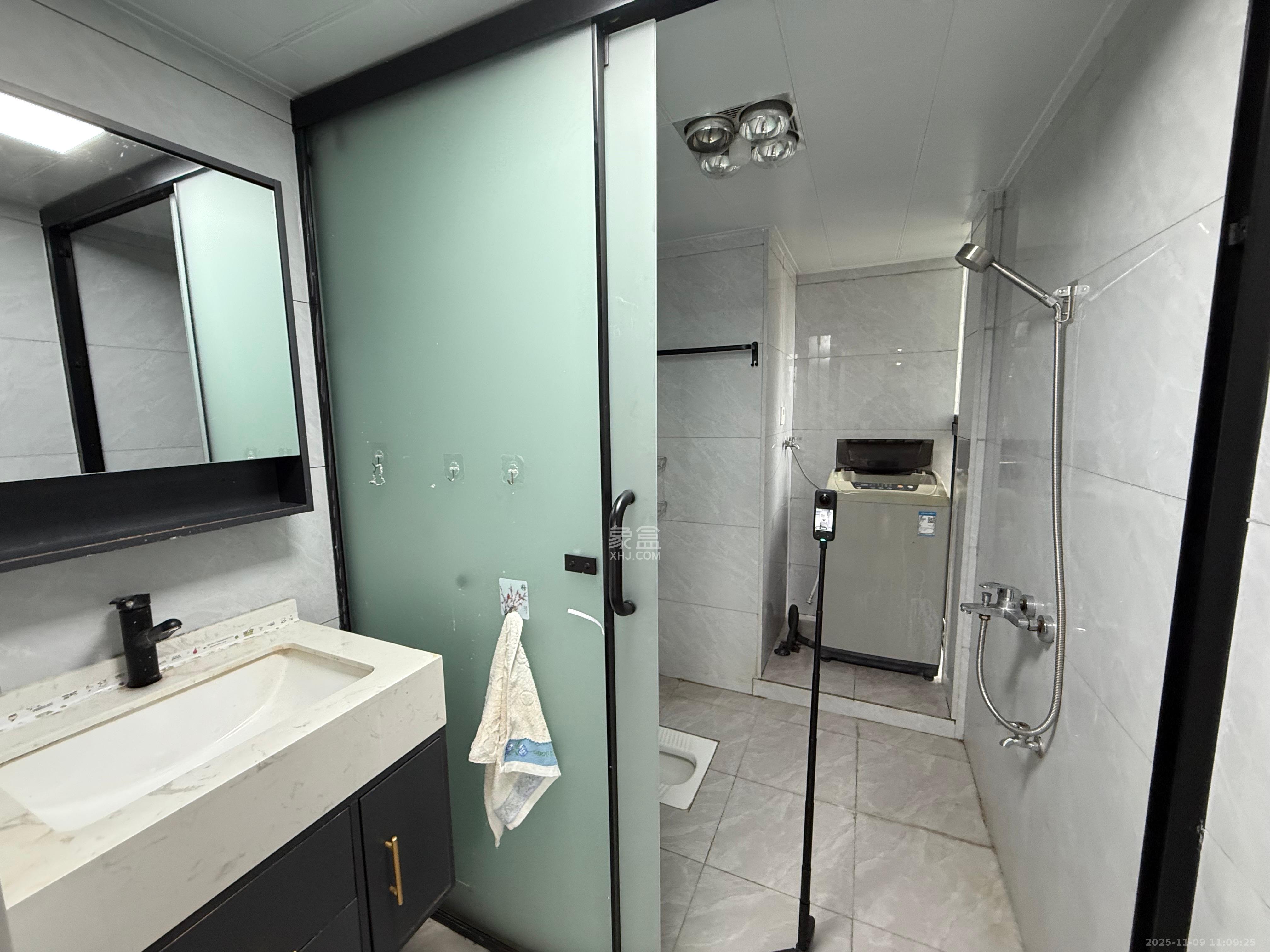 君庭金福苑 1室1厅1卫 2600.0元/月 君庭金福苑 1室1厅1卫 2600.0元/月室内图