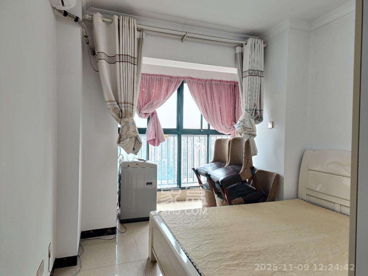 华天LOHO小镇 2室1厅1卫 1400.0元/月 华天LOHO小镇 2室1厅1卫 1400.0元/月室内图