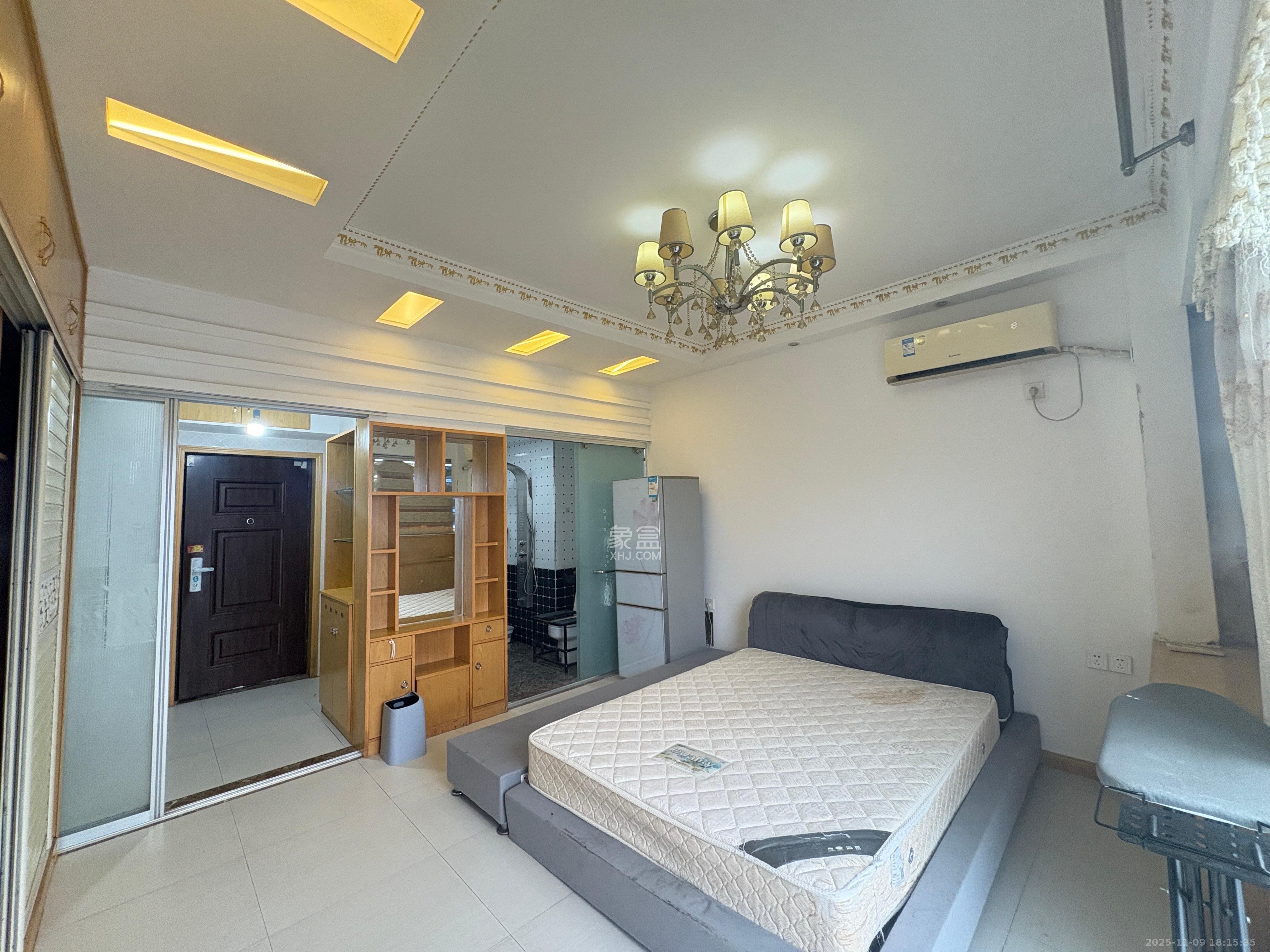 麓谷明珠  1室0厅1卫    1500.0元/月室内图