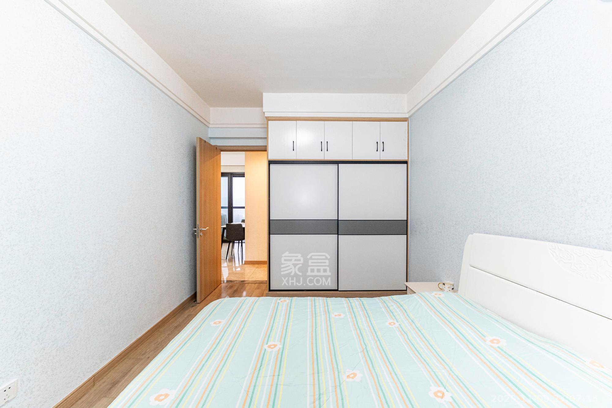 君合新城玺樾  4室2厅2卫    103.0万卧室