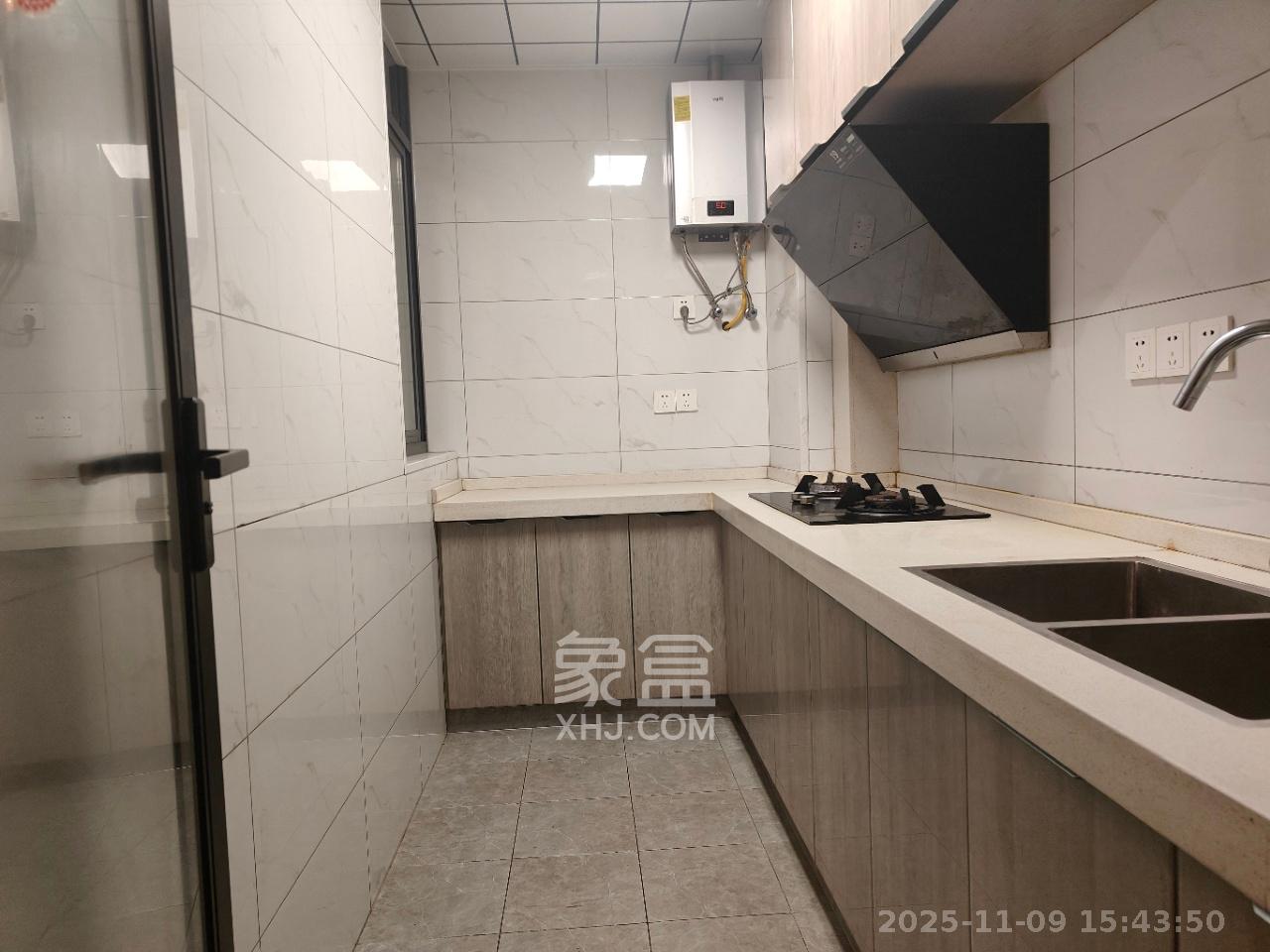 五星龙廻塘小区  2室1厅1卫    1600.0元/月室内图