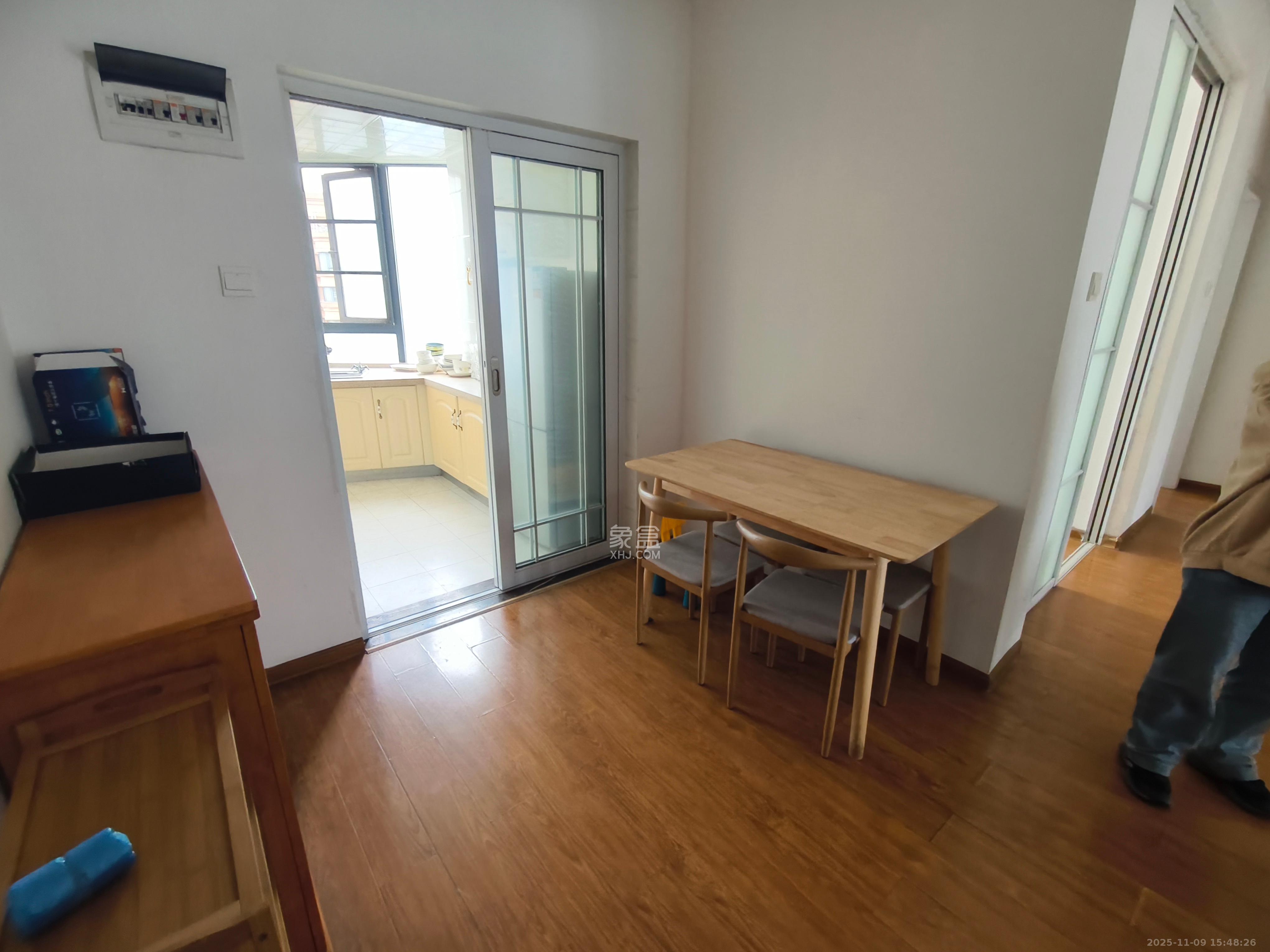 五矿万境水岸一期（万境水岸嘉苑）  3室2厅1卫    2100.0元/月室内图