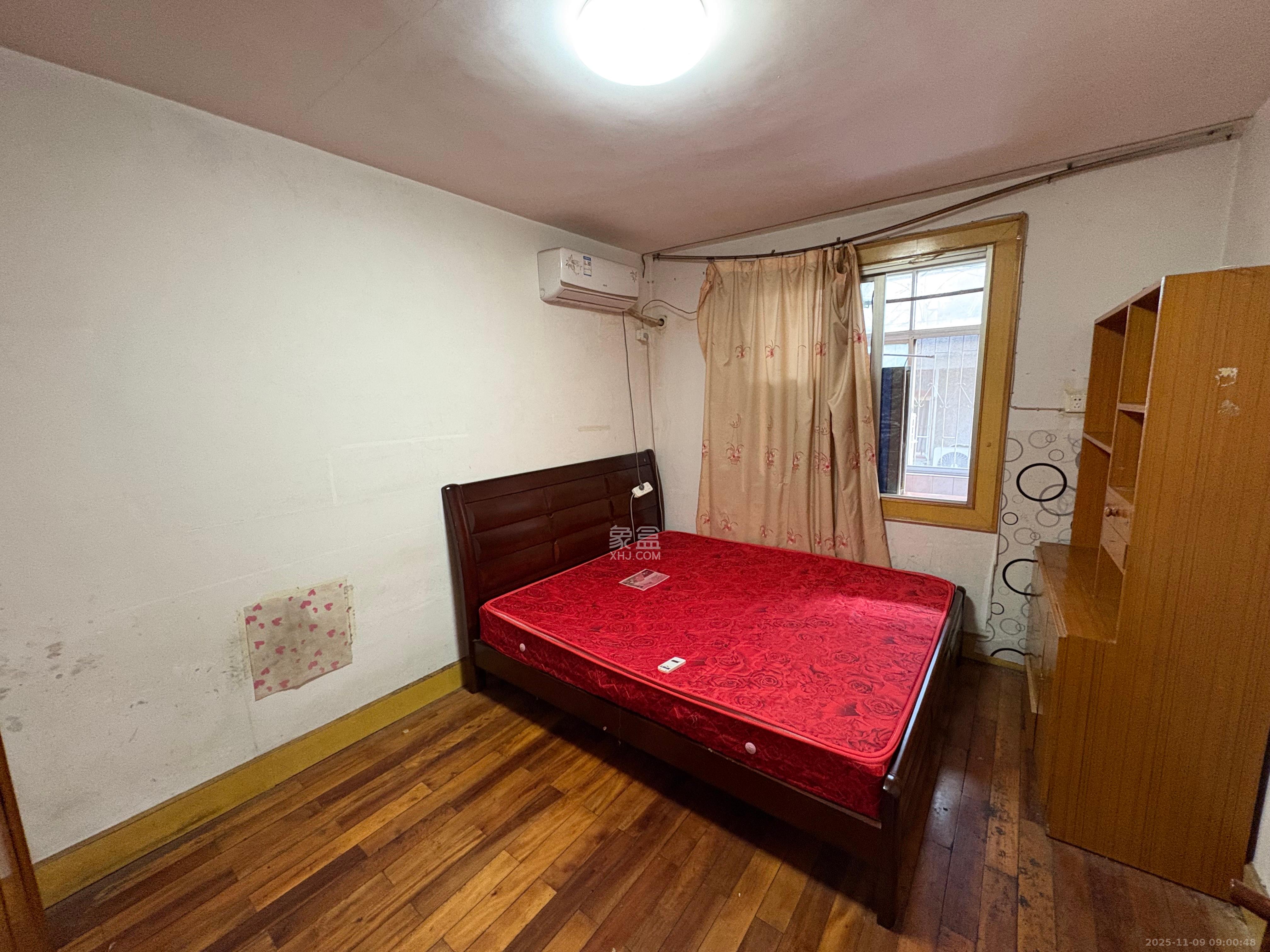 湘春巷散盘  3室1厅1卫    2000.0元/月室内图