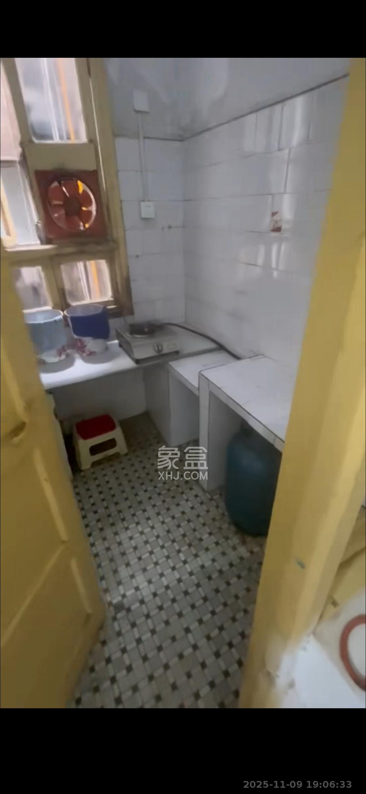 东进小区 2室1厅1卫 1100.0元/月 东进小区 2室1厅1卫 1100.0元/月室内图