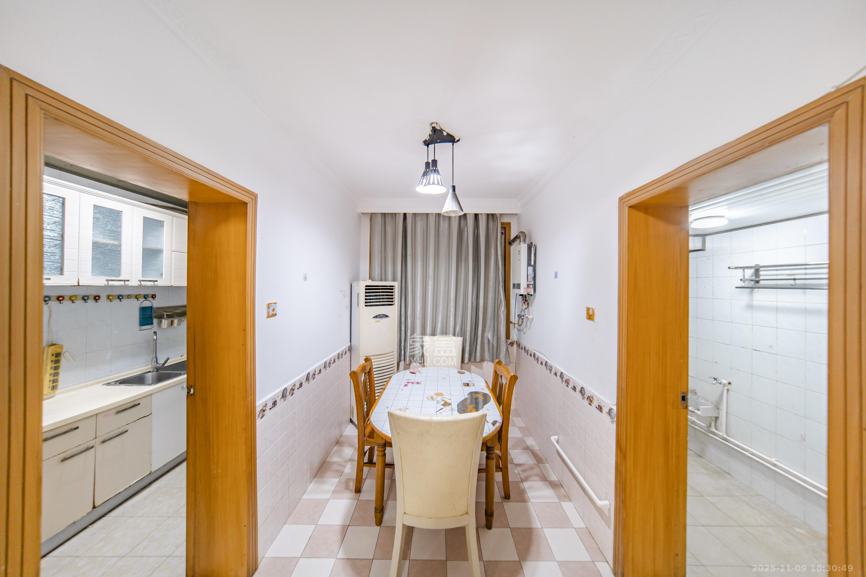 长沙师范教职工宿舍 2室1厅1卫 62.0万 长沙师范教职工宿舍 2室1厅1卫 62.0万其他