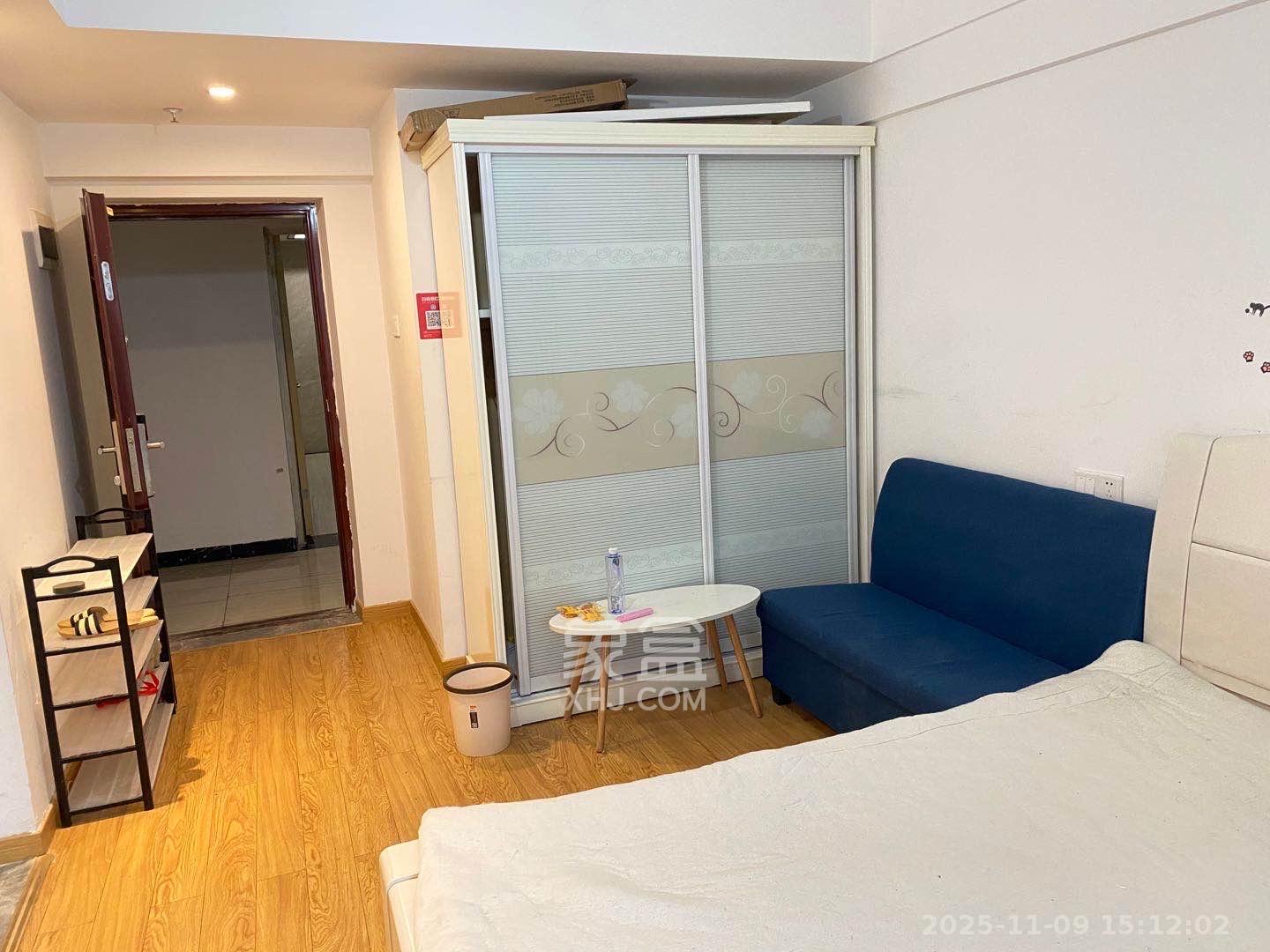 荣泰广场 1室0厅0卫 1400.0元/月 荣泰广场 1室0厅0卫 1400.0元/月室内图