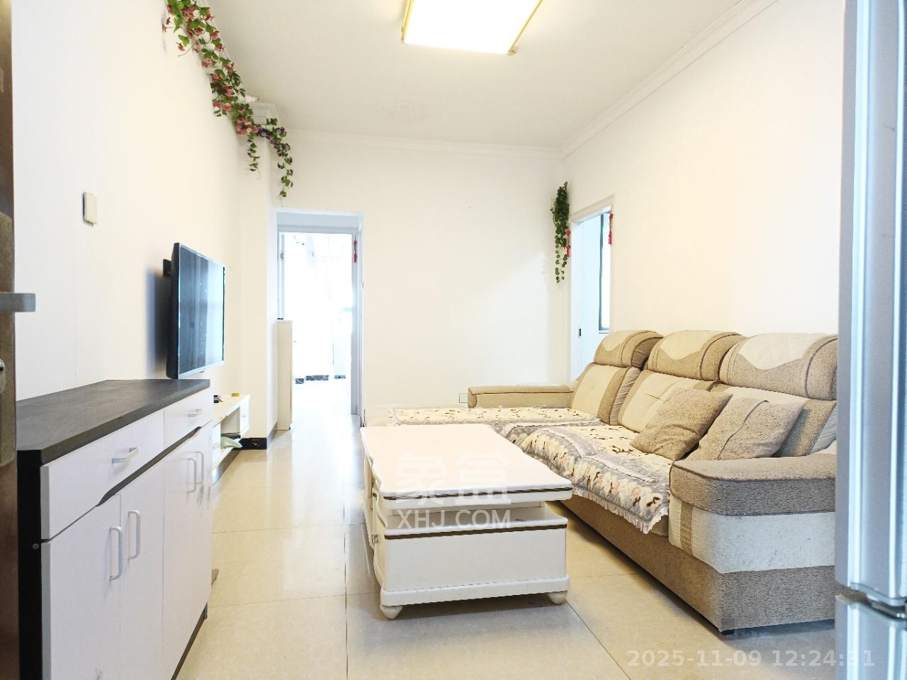 华天LOHO小镇 2室1厅1卫 1400.0元/月 华天LOHO小镇 2室1厅1卫 1400.0元/月室内图