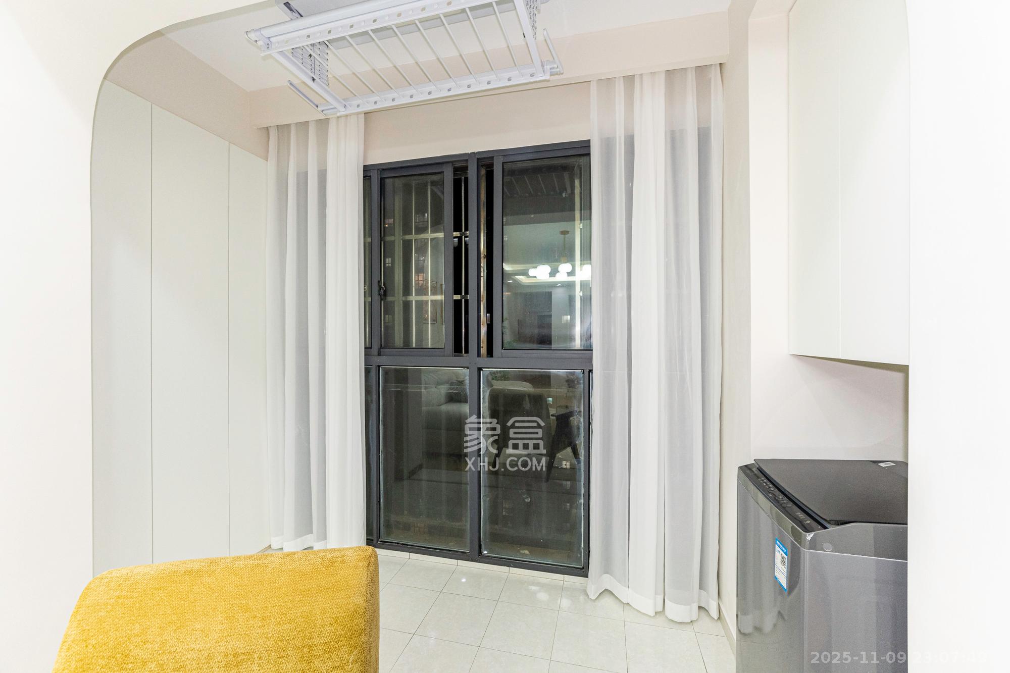 高林仕家 3室2厅1卫 59.8万 高林仕家 3室2厅1卫 59.8万阳台