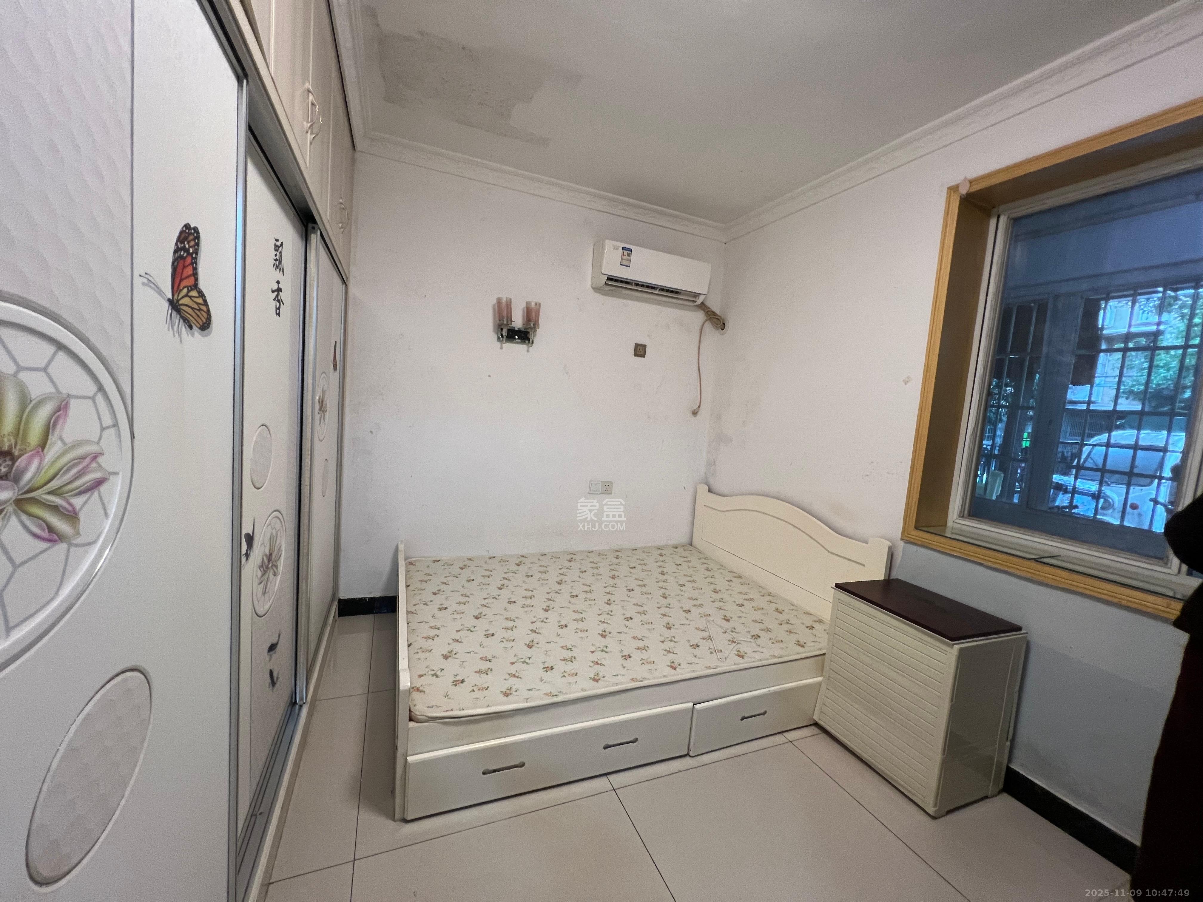 桂花路铁建宿舍  1室1厅1卫    1100.0元/月室内图