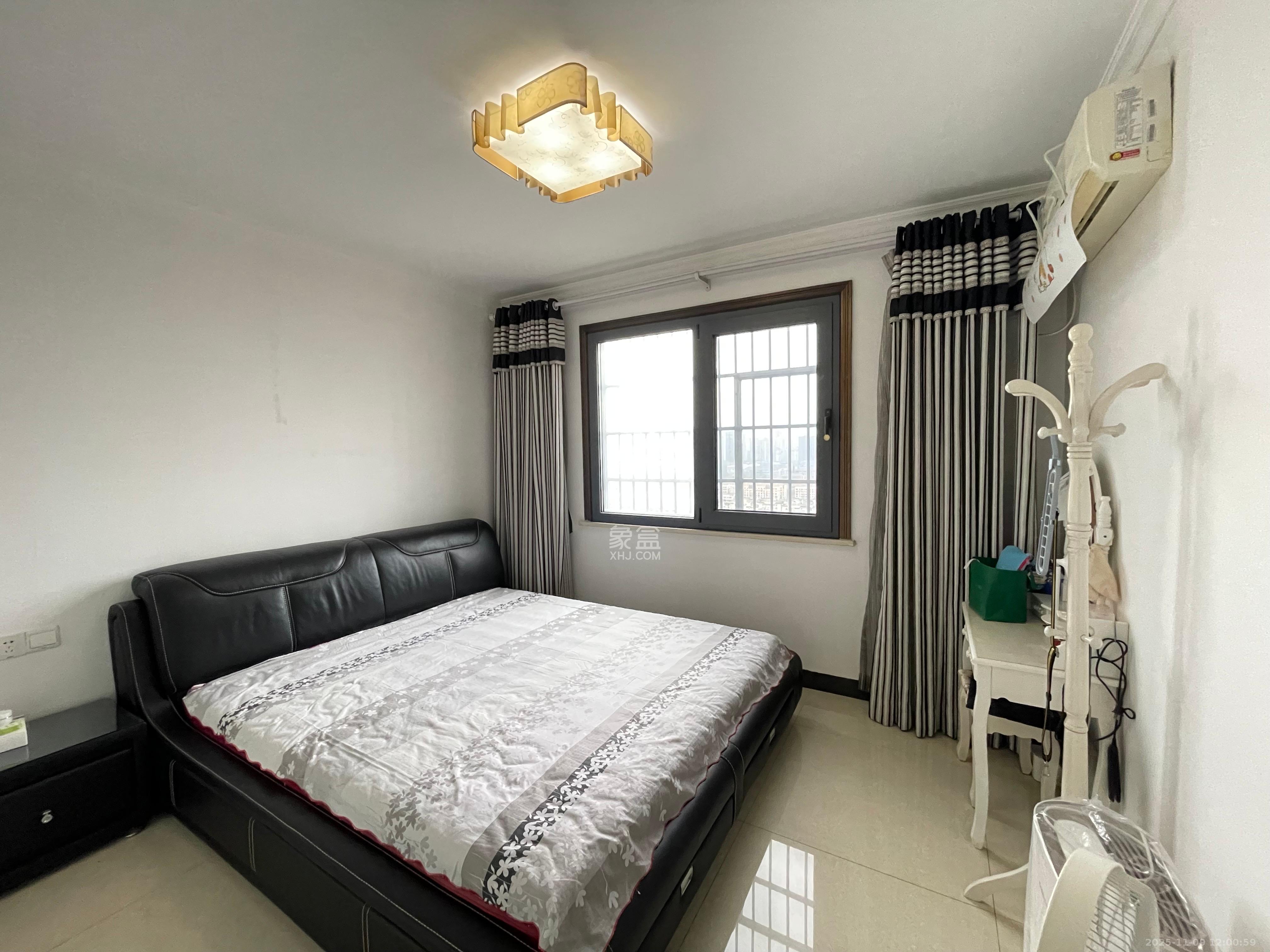 诚兴园 2室2厅1卫 2200.0元/月 诚兴园 2室2厅1卫 2200.0元/月室内图