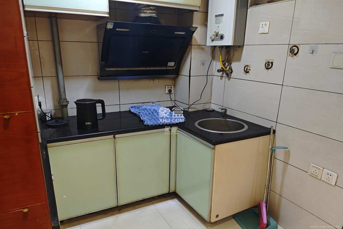 金碧文华 1室1厅1卫 1600.0元/月 金碧文华 1室1厅1卫 1600.0元/月室内图