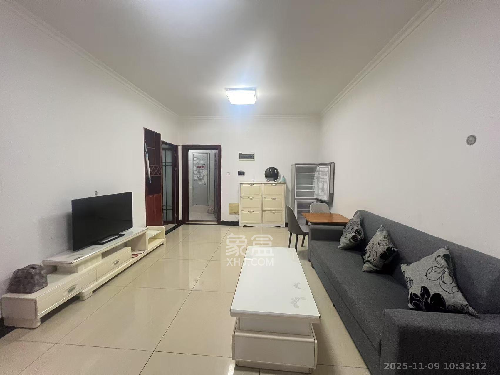 御溪国际  2室1厅1卫    2200.0元/月室内图