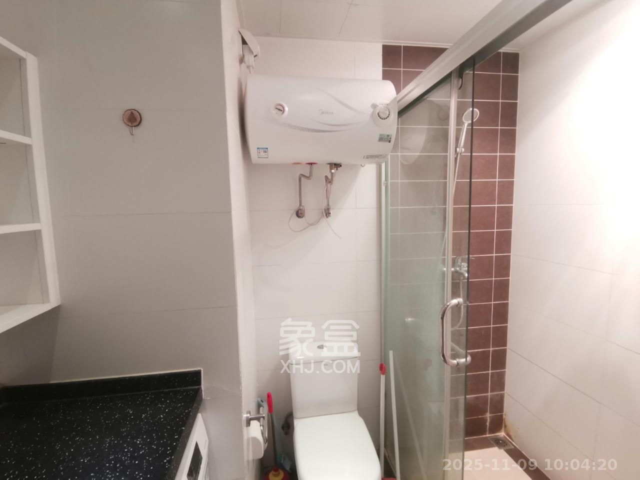 江山帝景哈佛 1室1厅1卫 1300.0元/月 江山帝景哈佛 1室1厅1卫 1300.0元/月室内图