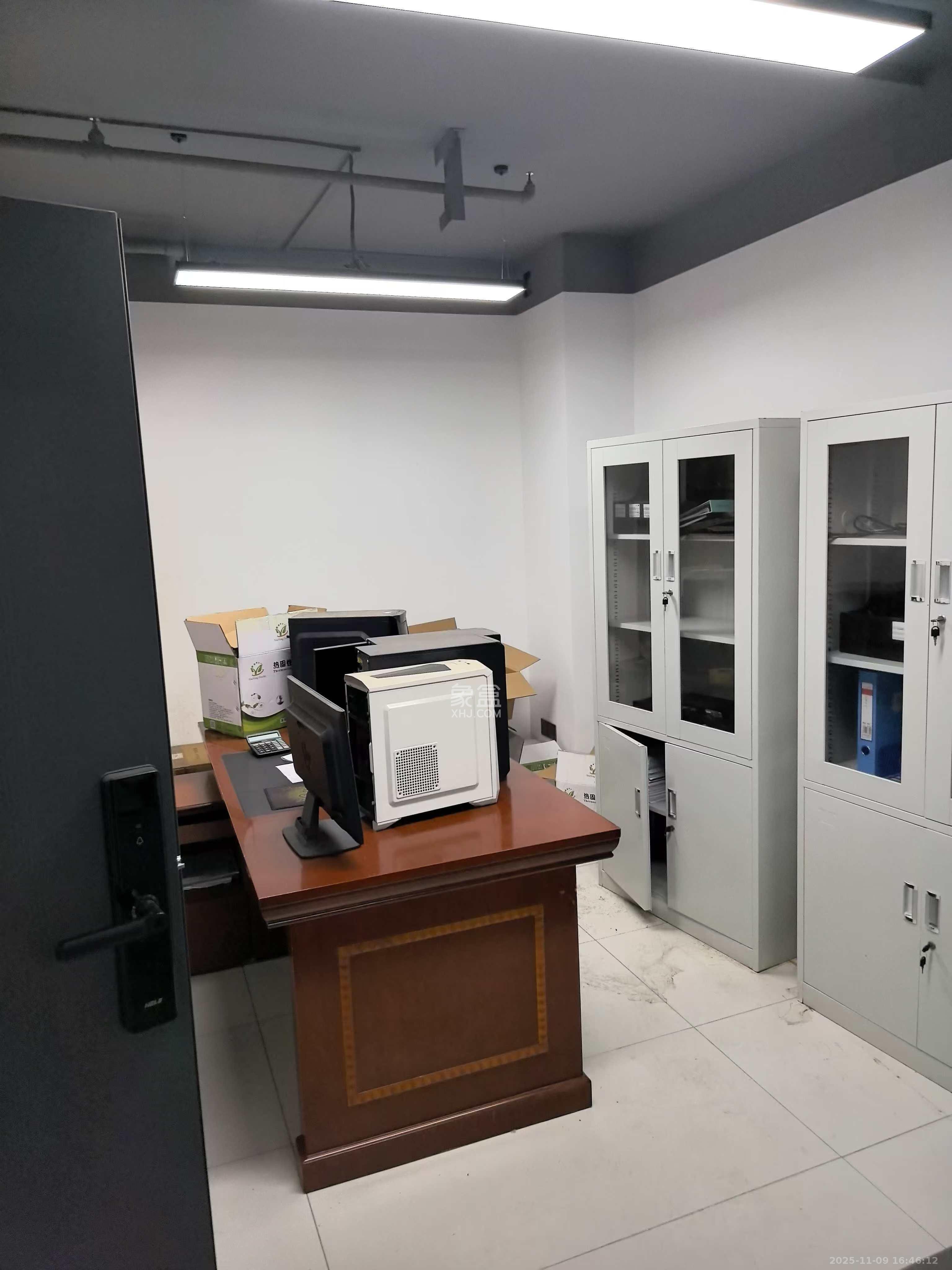 卓越伊景寓  1室0厅1卫    4500.0元/月室内图