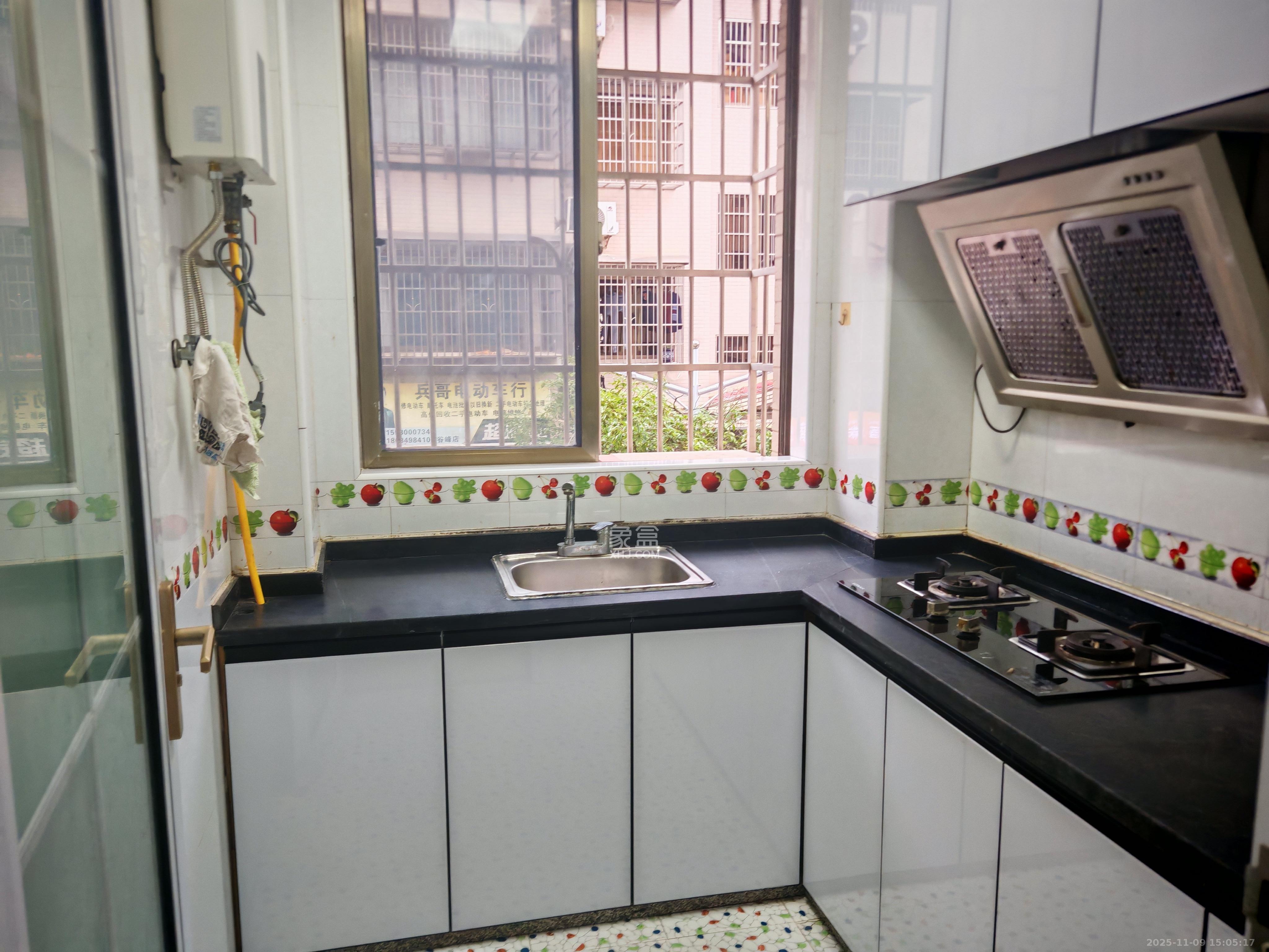 谷峰小区  2室1厅1卫    1600.0元/月室内图