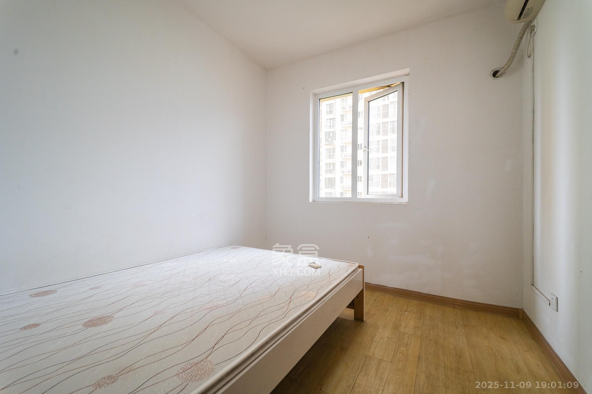 MOMA当代广场 4室2厅2卫 75.8万 MOMA当代广场 4室2厅2卫 75.8万卧室