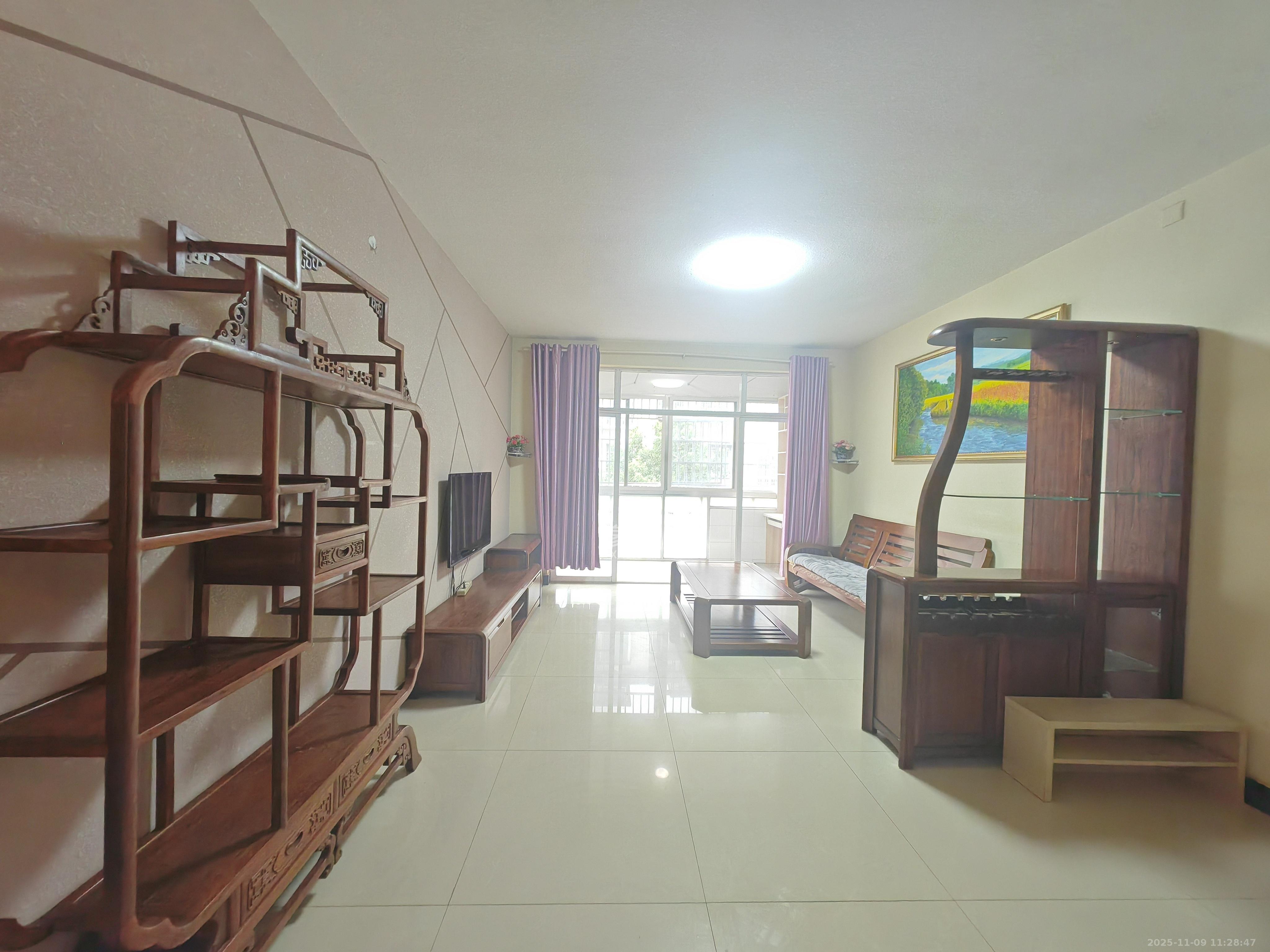 枫林绿洲 3室2厅2卫 2000.0元/月 枫林绿洲 3室2厅2卫 2000.0元/月室内图