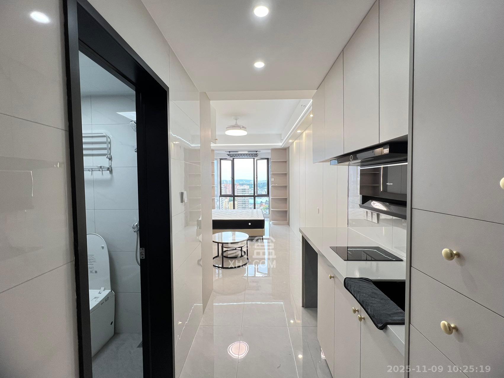 鄱阳汇金中心  1室0厅0卫    1400.0元/月室内图1