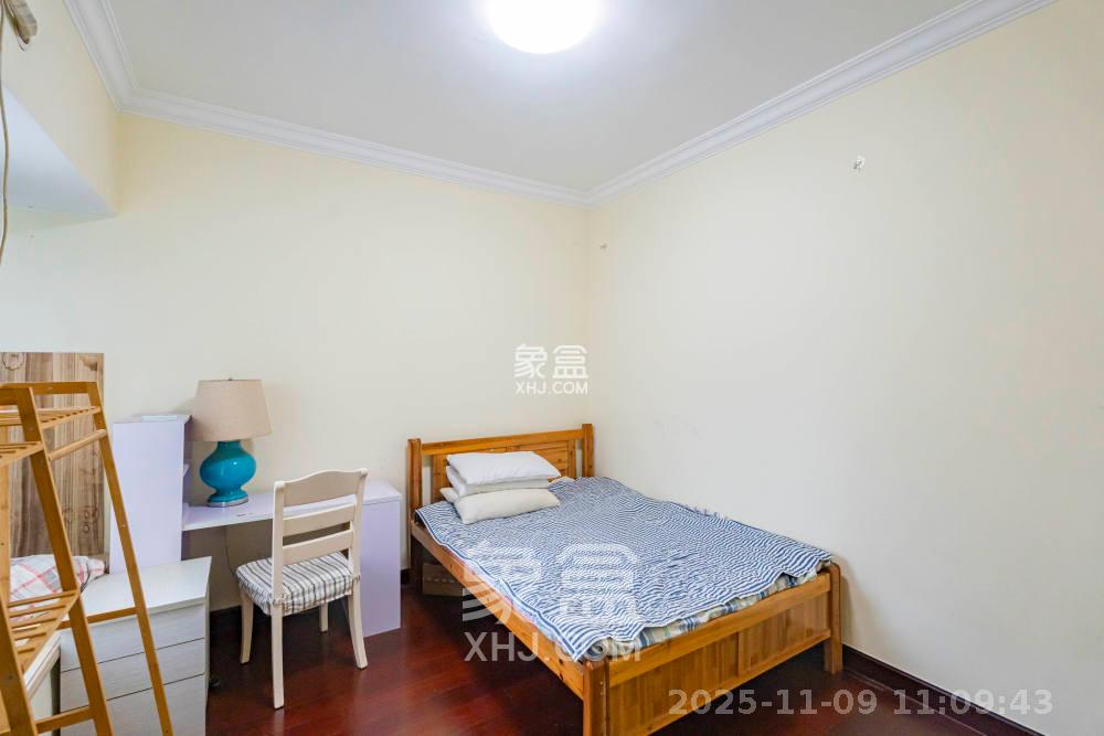 恒大雅苑 2室2厅1卫 2300.0元/月 恒大雅苑 2室2厅1卫 2300.0元/月室内图