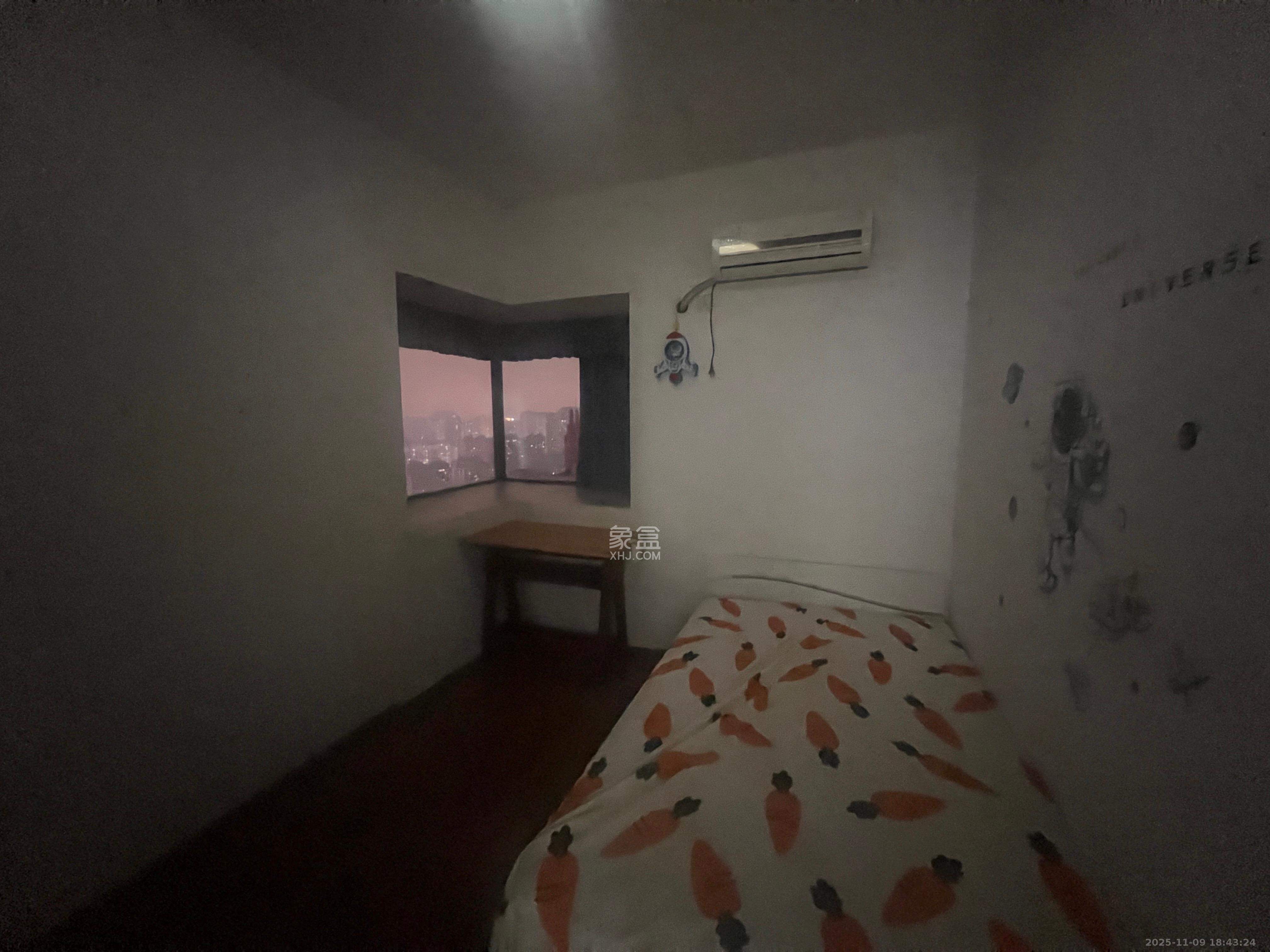 上海城小区  3室2厅2卫    2000.0元/月室内图