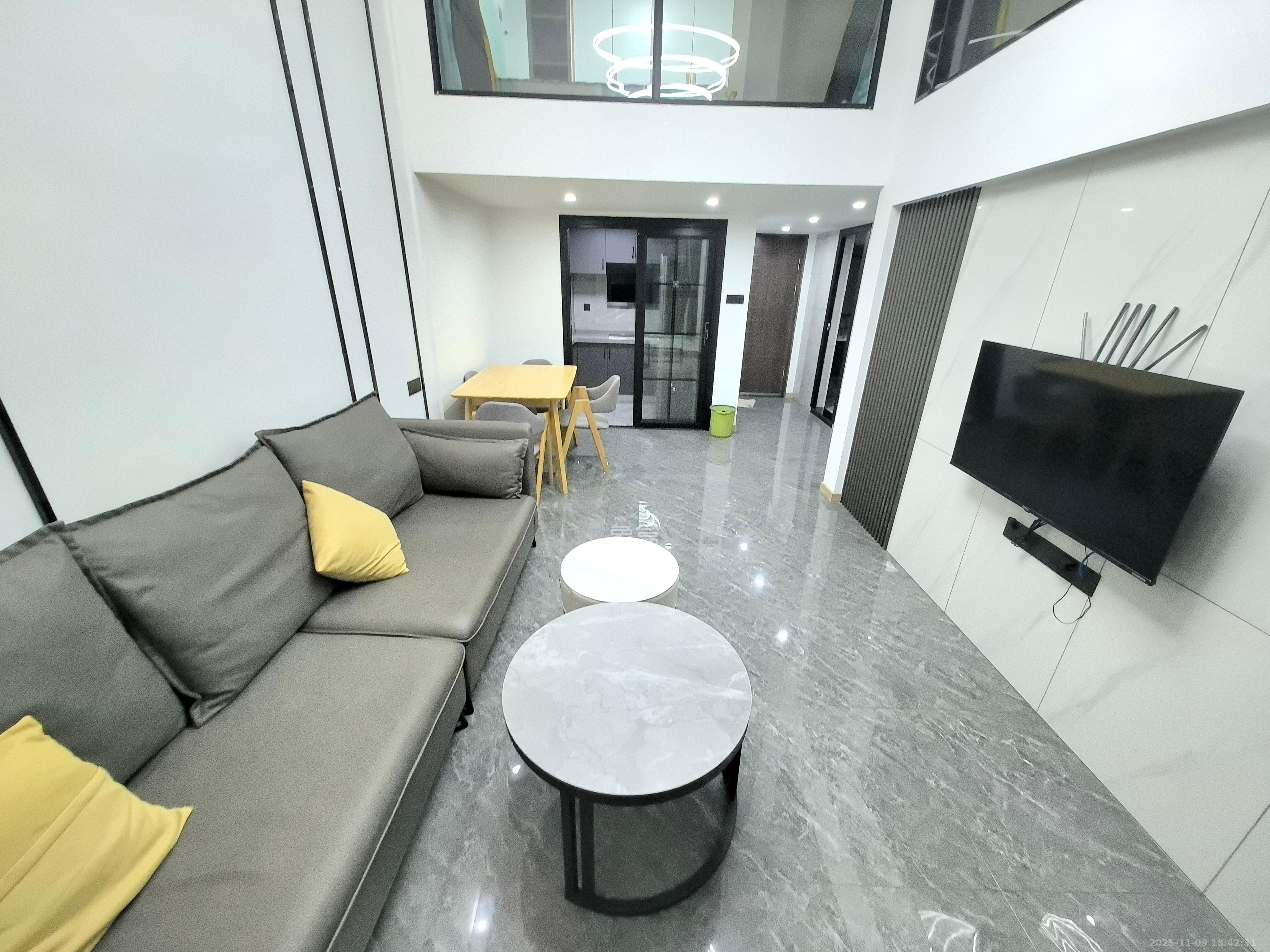 万科金色麦田  1室0厅0卫    2600.0元/月