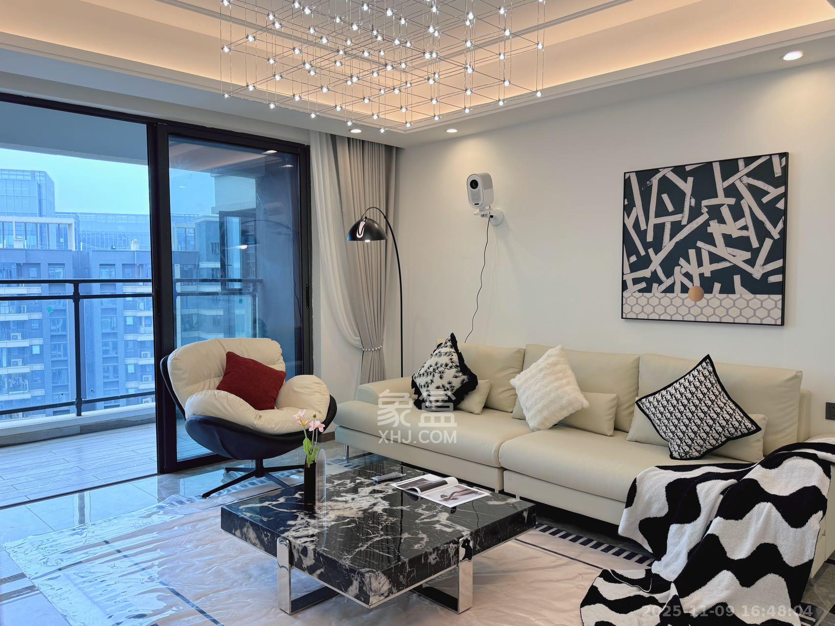 绿地V岛  4室2厅2卫    4700.0元/月室内图