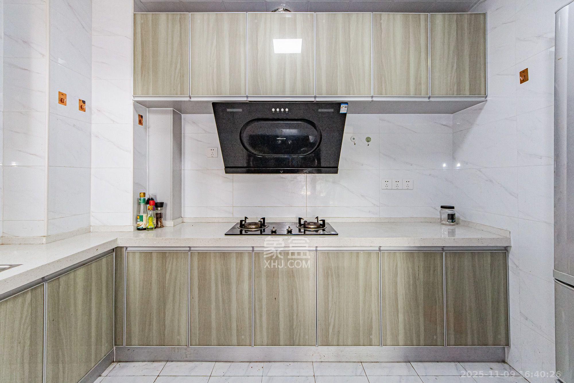 北辰三角洲C3区  3室2厅1卫    3500.0元/月室内图