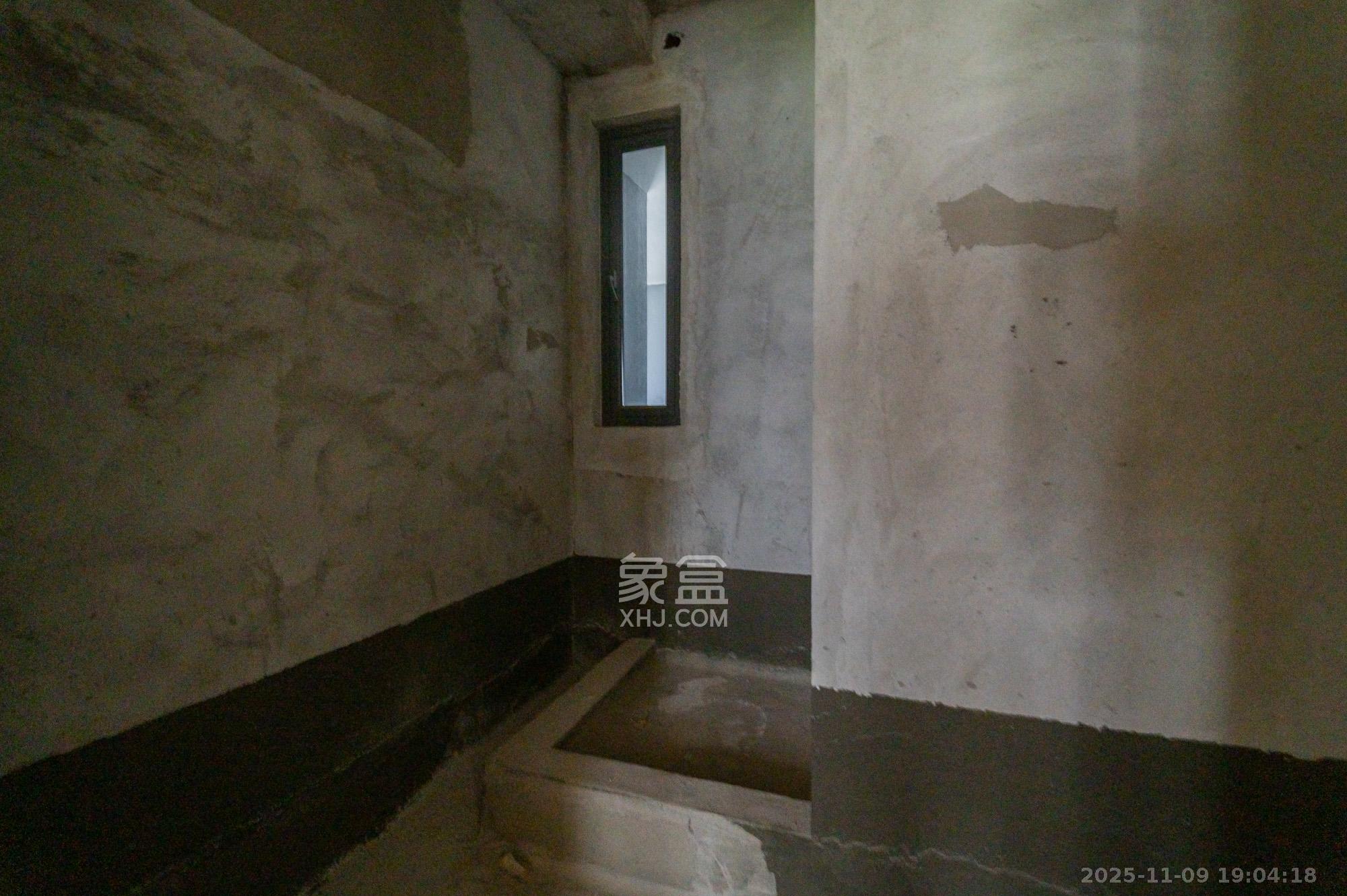 绿城美的明月江南  3室2厅1卫    85.8万其他