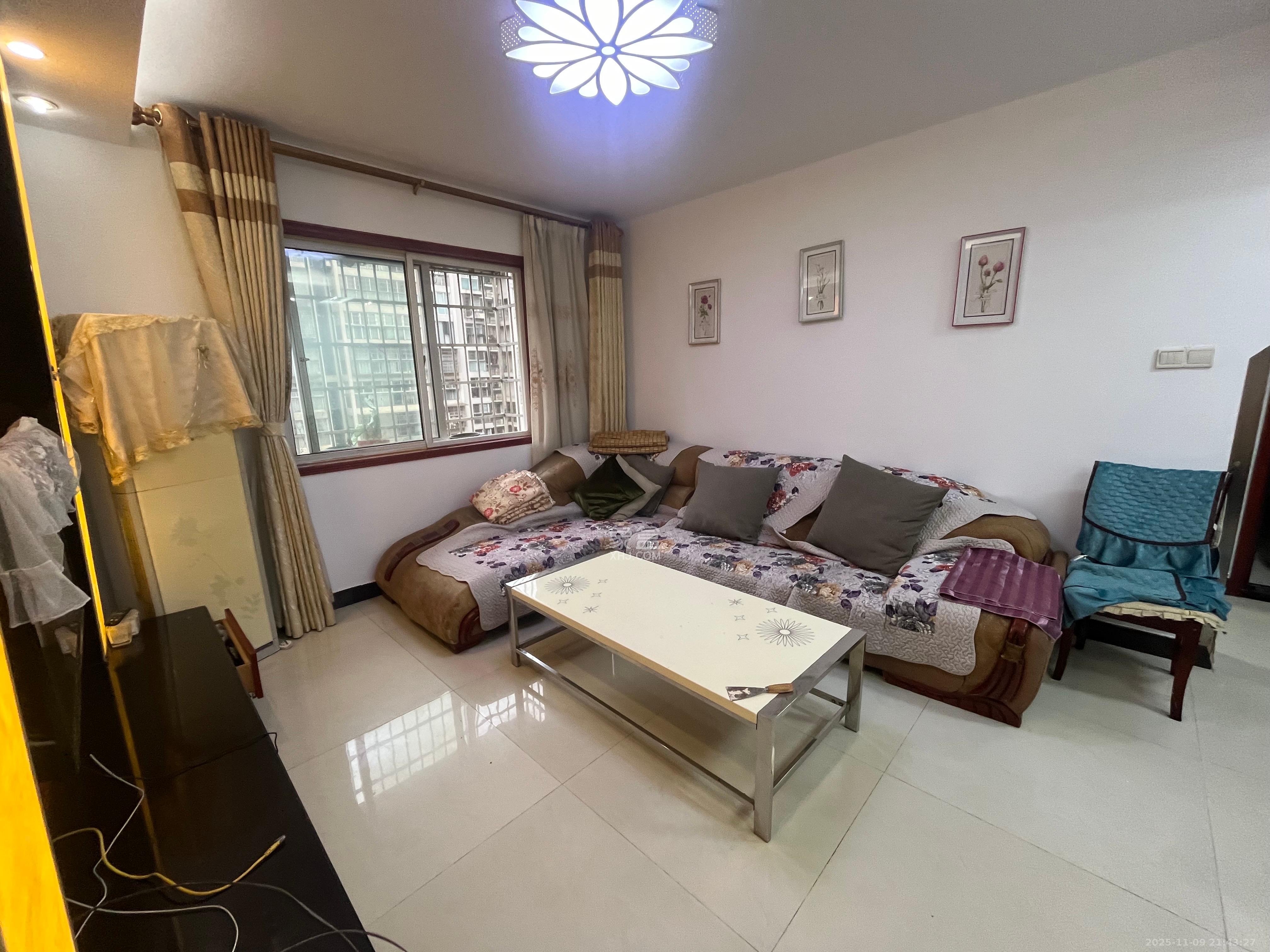 天凯东苑  2室1厅1卫    1600.0元/月室内图