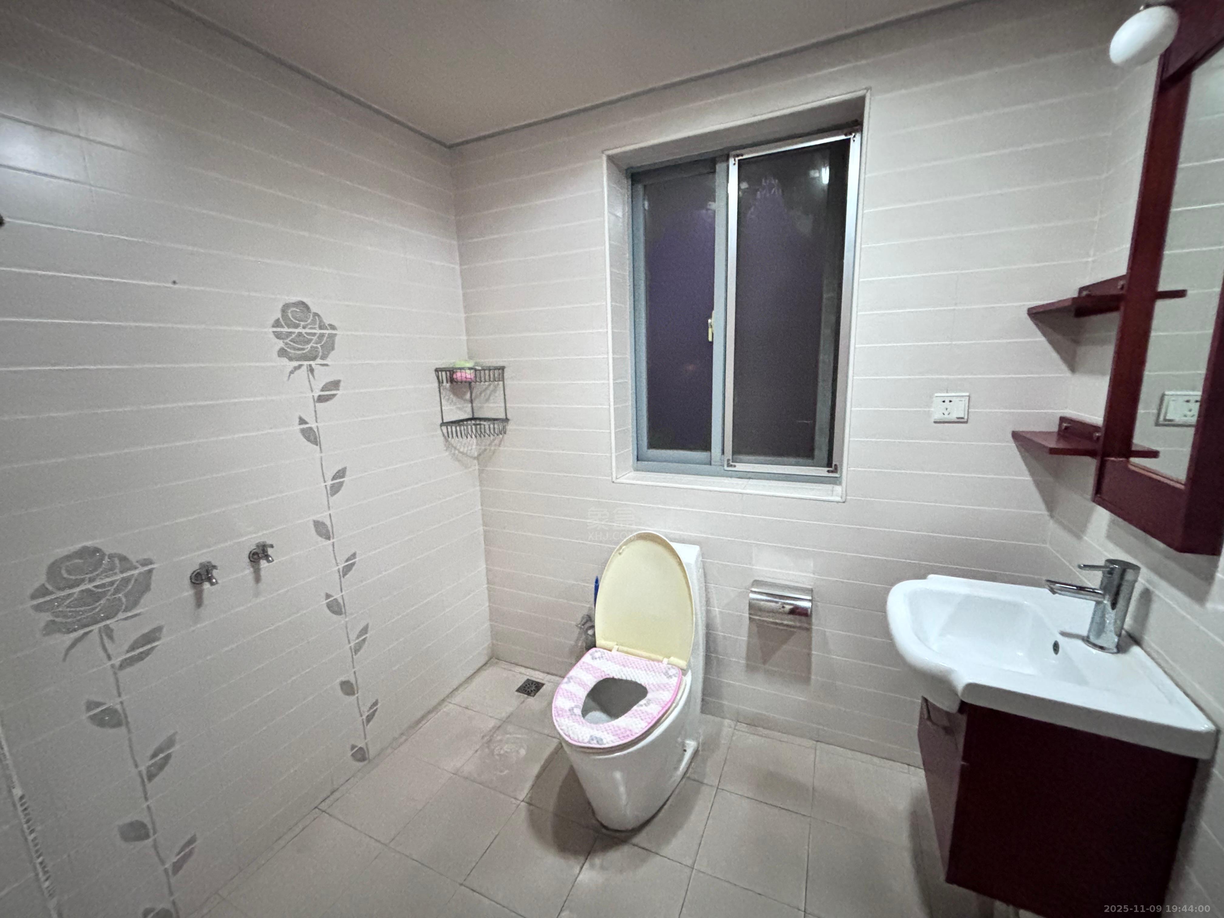 株洲锦绣江山  3室2厅2卫    1800.0元/月室内图