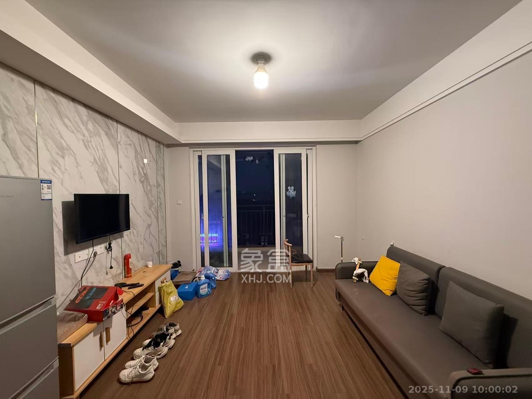 保利香槟国际 3室2厅2卫 2200.0元/月 保利香槟国际 3室2厅2卫 2200.0元/月室内图