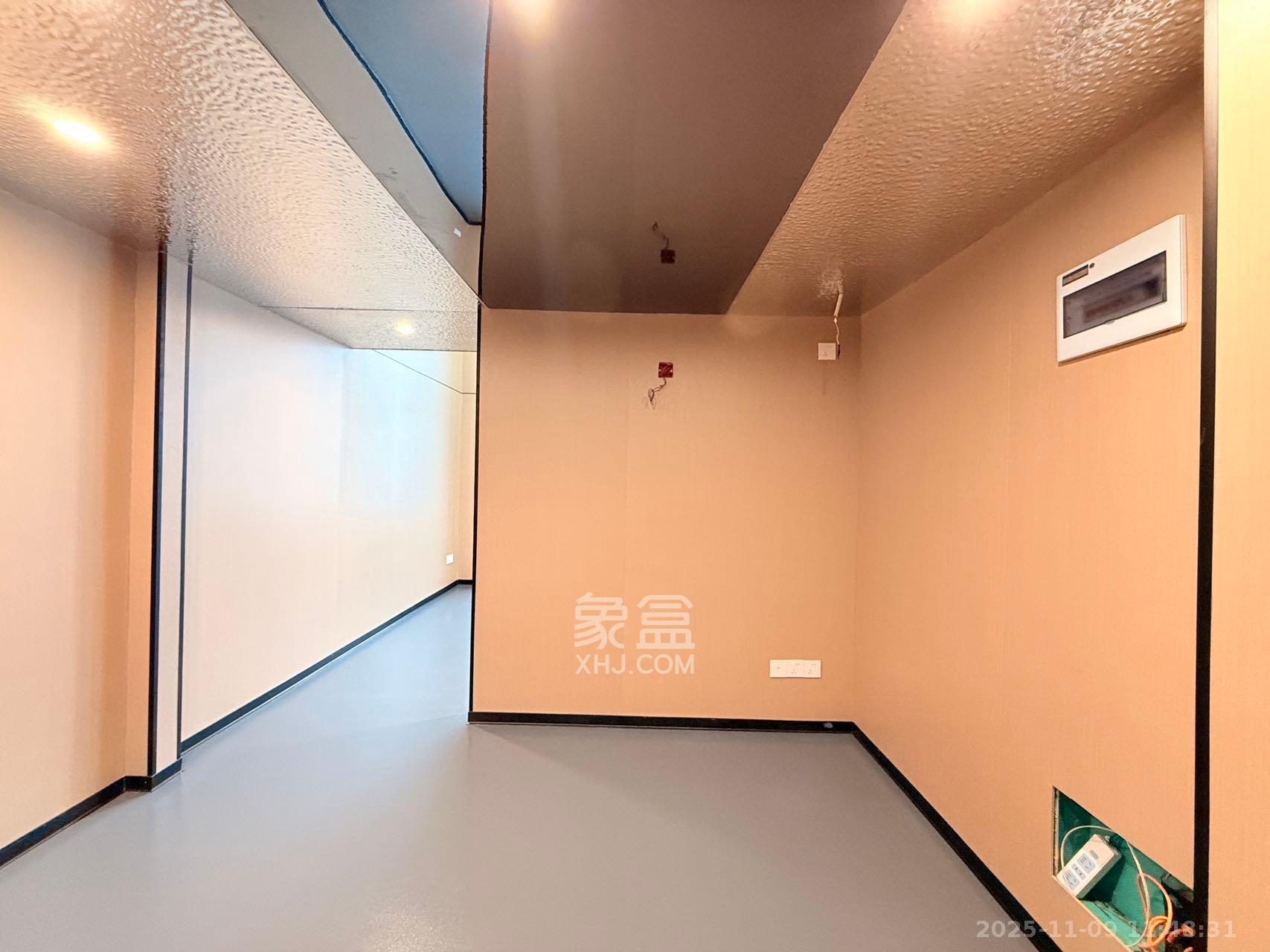 卓越中寰  1室1厅1卫    6000.0元/月室内图