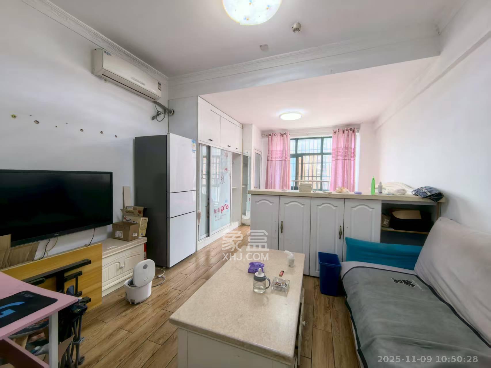 才子佳郡 1室1厅1卫 1200.0元/月 才子佳郡 1室1厅1卫 1200.0元/月室内图