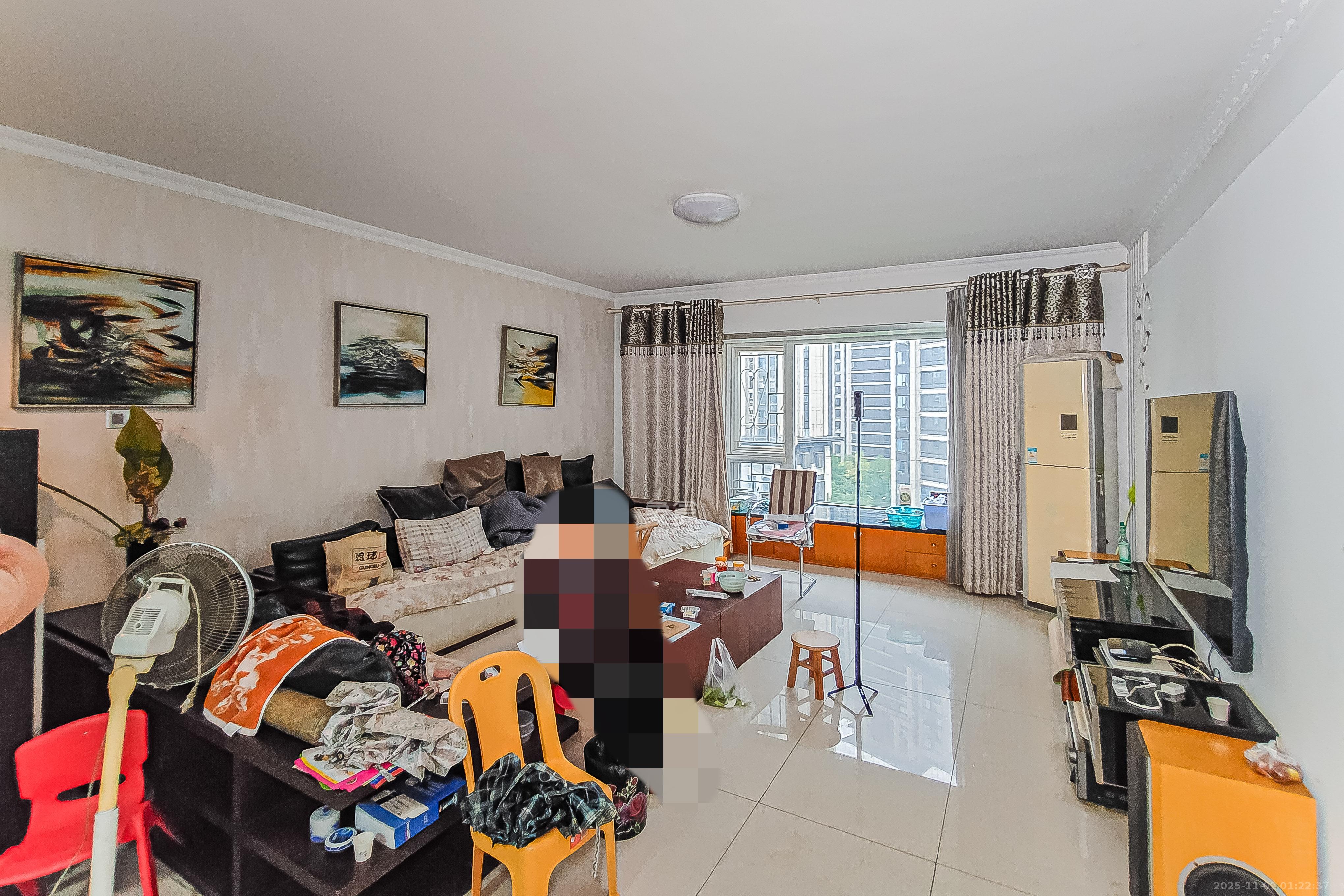 三重星都心 3室2厅2卫 135.0万 三重星都心 3室2厅2卫 135.0万客厅