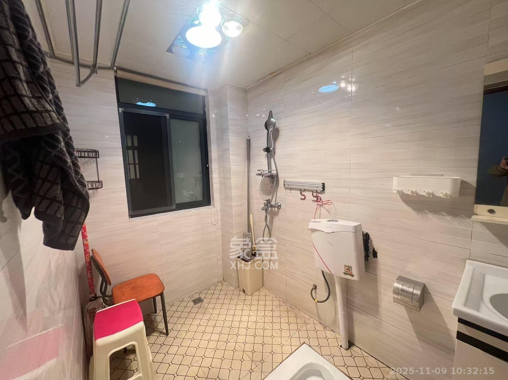 御溪国际 2室1厅1卫 2200.0元/月 御溪国际 2室1厅1卫 2200.0元/月室内图